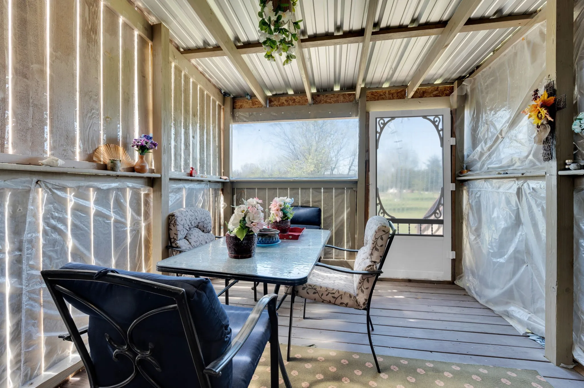 Mobile Home For Sale in Navarro County , 12032 County Road 0190 E, Rice, Texas 75155, 4 Bedroom, 2 Bathroom, Garage spaces, 1,620 Sqft, built in 2017, Preowned, mls#21214910, Real Estate Agent in Rice, Homes For Sale in Navarro county, Homes For Sale in Rice, Realtor in Rice Texas, Real Estate Brokerage Independent Realty Texas, Luminita Cordes Realtor