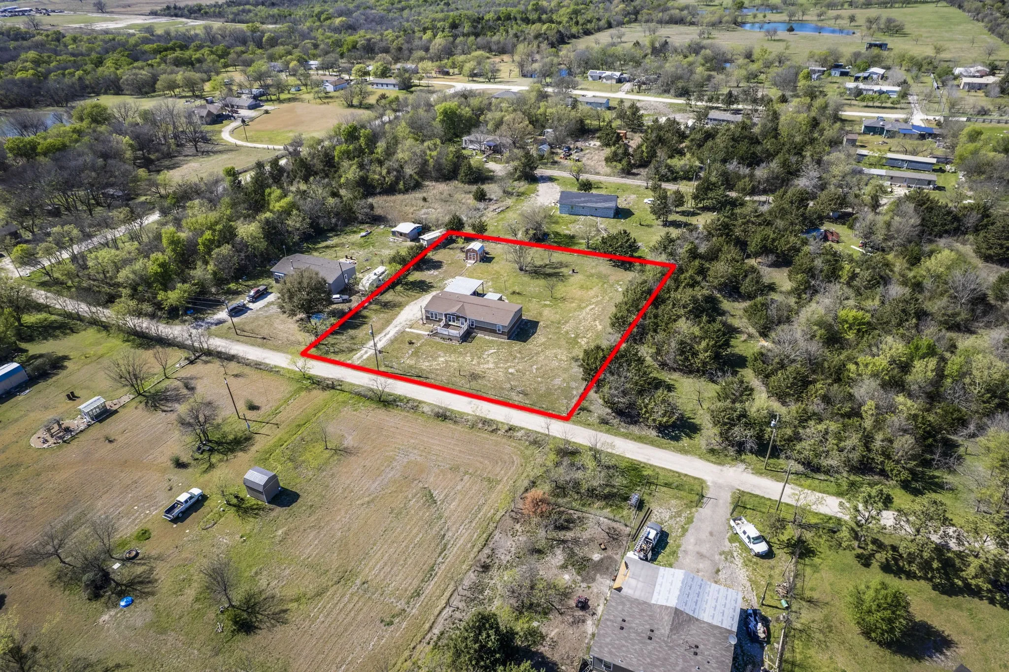 Mobile Home For Sale in Navarro County , 12032 County Road 0190 E, Rice, Texas 75155, 4 Bedroom, 2 Bathroom, Garage spaces, 1,620 Sqft, built in 2017, Preowned, mls#21214910, Real Estate Agent in Rice, Homes For Sale in Navarro county, Homes For Sale in Rice, Realtor in Rice Texas, Real Estate Brokerage Independent Realty Texas, Luminita Cordes Realtor