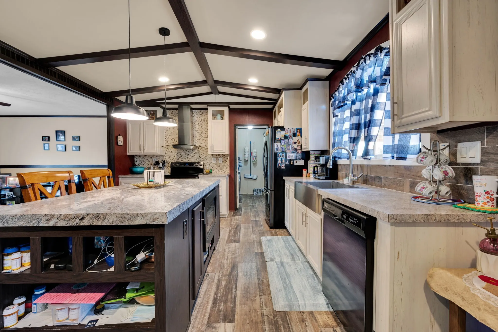 Mobile Home For Sale in Navarro County , 12032 County Road 0190 E, Rice, Texas 75155, 4 Bedroom, 2 Bathroom, Garage spaces, 1,620 Sqft, built in 2017, Preowned, mls#21214910, Real Estate Agent in Rice, Homes For Sale in Navarro county, Homes For Sale in Rice, Realtor in Rice Texas, Real Estate Brokerage Independent Realty Texas, Luminita Cordes Realtor