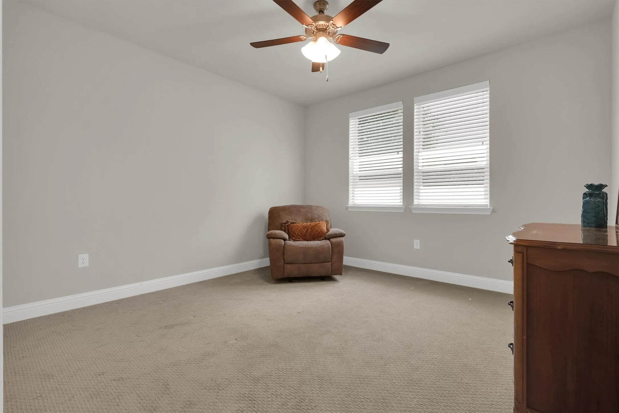 Condominium For Sale in Collin County , 651 N Watters Road 2105, Allen, Texas 75013, 2 Bedroom, 2 Bathroom, 1 Garage spaces, 1,535 Sqft, built in 2022, Preowned, mls#21214931, Real Estate Agent in Allen, Homes For Sale in Collin county, Homes For Sale in Allen, Realtor in Allen Texas, Real Estate Brokerage Independent Realty Texas, Luminita Cordes Realtor