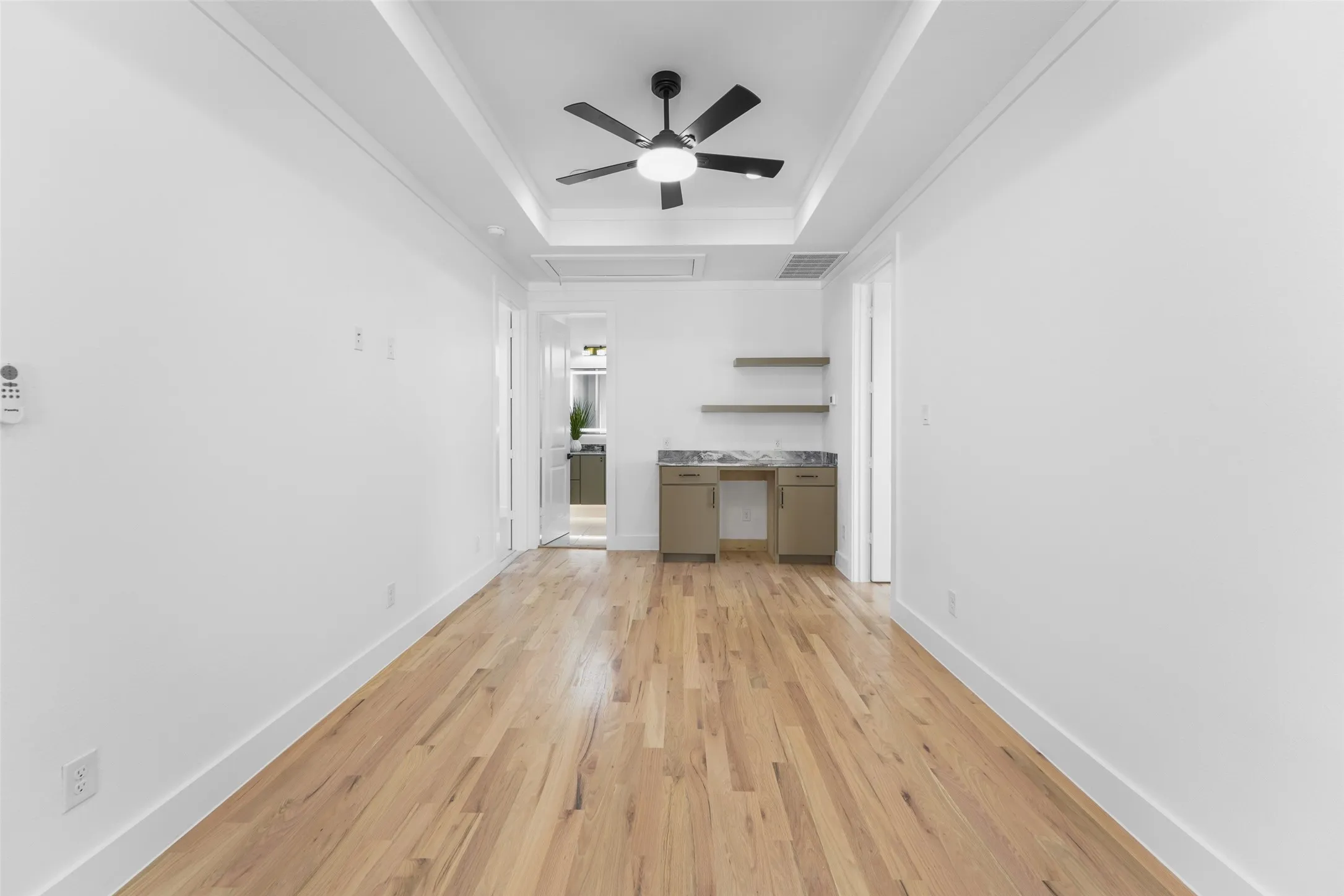 Single Family Residence For Sale in Dallas County , 707 Buckalew Street, Dallas, Texas 75208, 5 Bedrooms, 3 Bathrooms, 2 Garage spaces, 2,800 Sqft, built in 2026, New Construction - Complete, Price $719,000, mls#21214488, Real Estate Agent in Dallas, Homes For Sale in Dallas county, Homes For Sale in Dallas, Realtor in Dallas Texas, Real Estate Brokerage Independent Realty Texas, Luminita Cordes Realtor