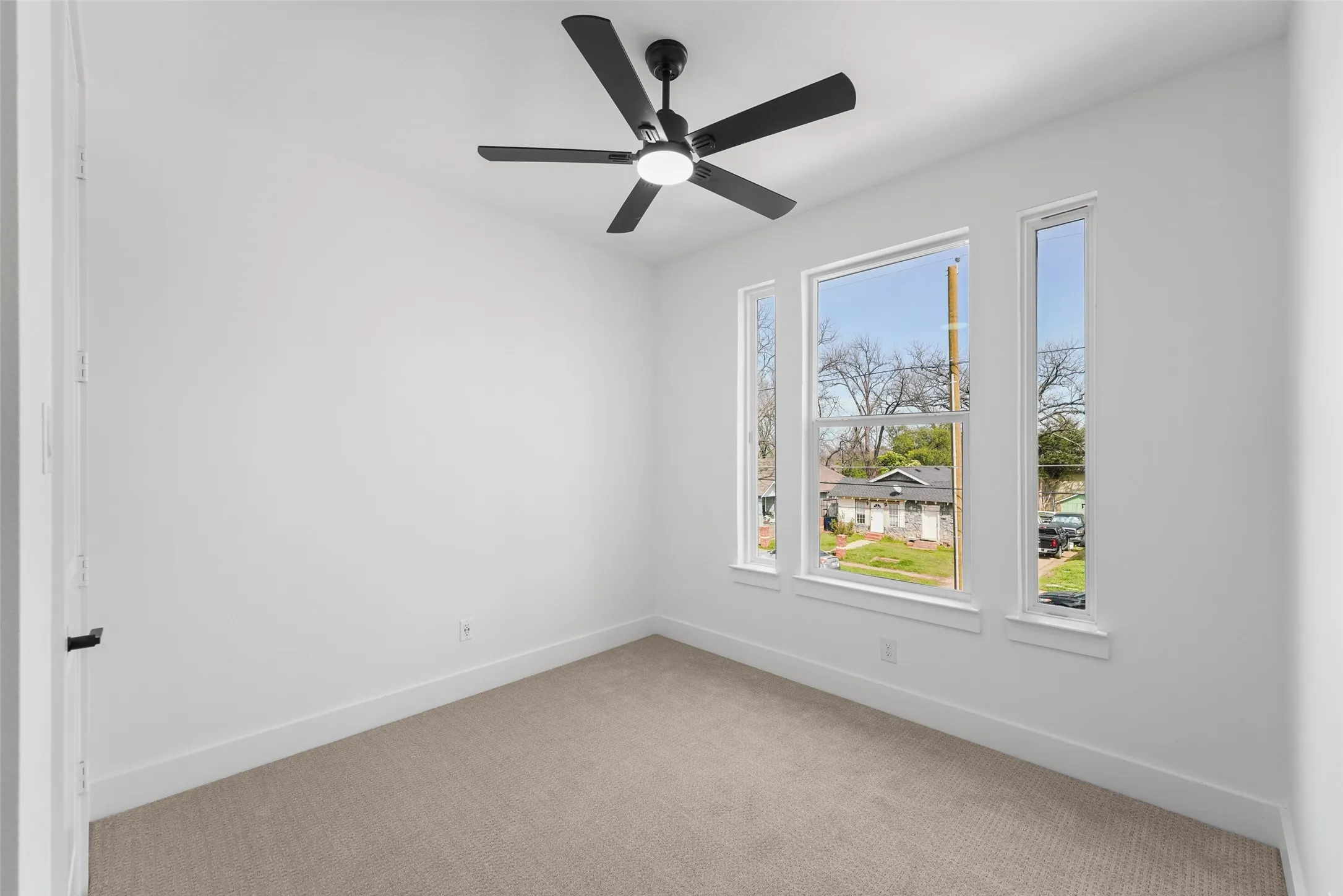 Single Family Residence For Sale in Dallas County , 707 Buckalew Street, Dallas, Texas 75208, 5 Bedrooms, 3 Bathrooms, 2 Garage spaces, 2,800 Sqft, built in 2026, New Construction - Complete, Price $719,000, mls#21214488, Real Estate Agent in Dallas, Homes For Sale in Dallas county, Homes For Sale in Dallas, Realtor in Dallas Texas, Real Estate Brokerage Independent Realty Texas, Luminita Cordes Realtor