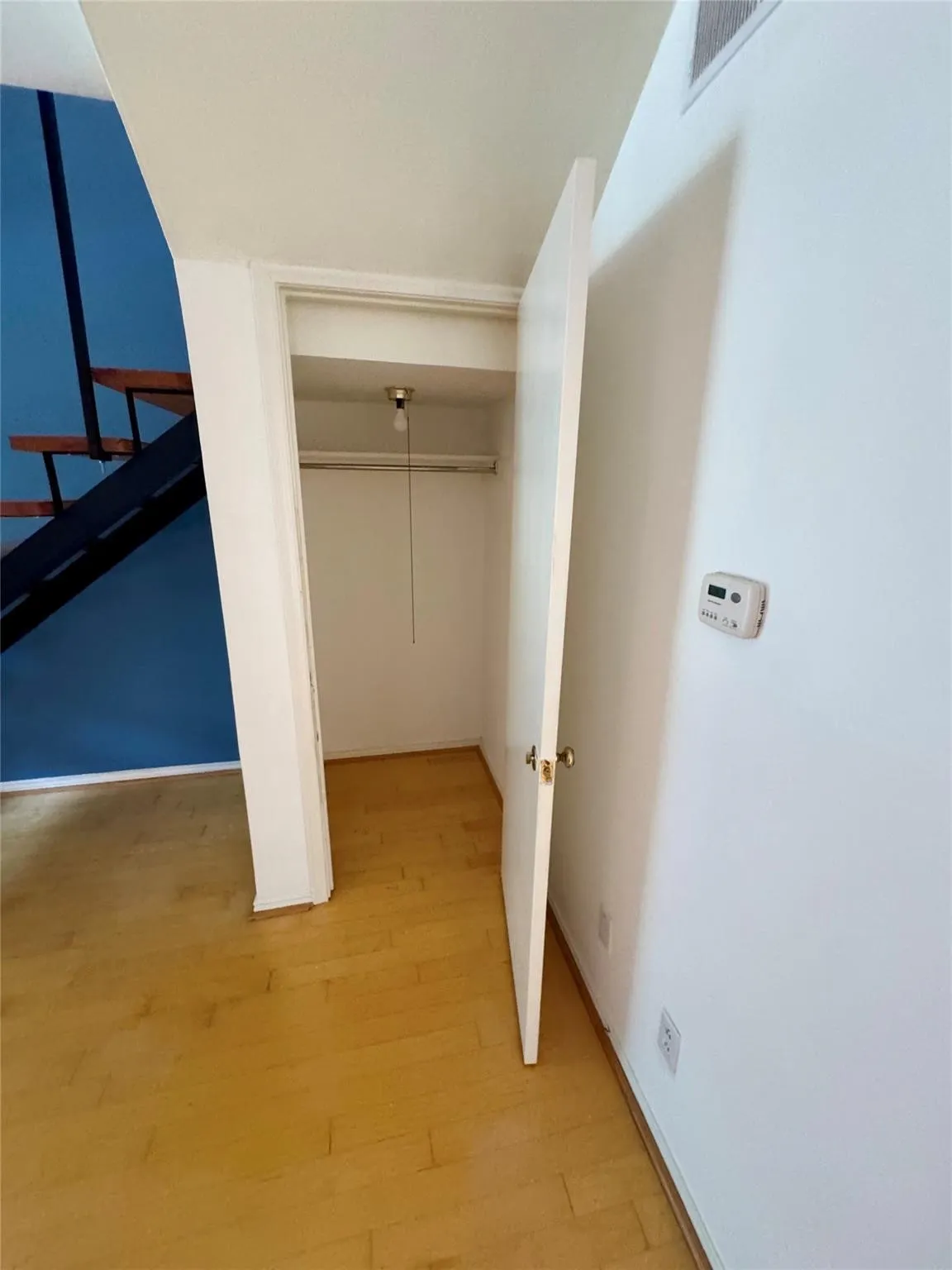 Condominium For Sale in Dallas County , 7801 Royal Lane, Dallas, Texas 75230, 1 Bedroom, 2 Bathrooms, Garage spaces, 782 Sqft, built in 1965, Price $134,000, mls#21214967, Real Estate Agent in Dallas, Homes For Sale in Dallas county, Homes For Sale in Dallas, Realtor in Dallas Texas, Real Estate Brokerage Independent Realty Texas, Luminita Cordes Realtor