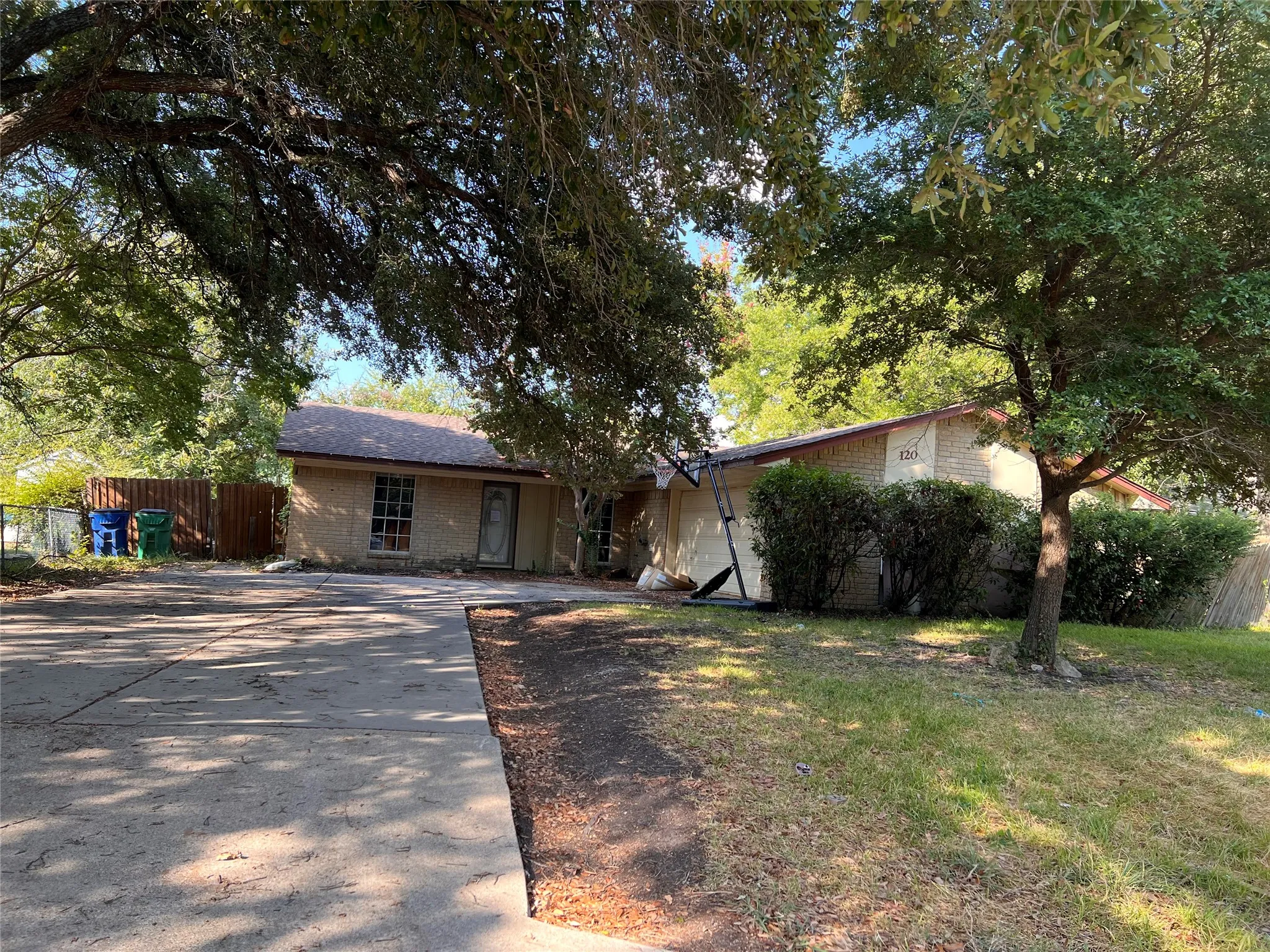 120 Darrell