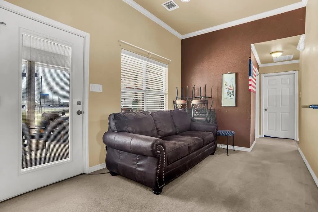 Single Family Residence For Sale in Tarrant County , 12338 Park Ridge Trail, Fort Worth, Texas 76179, 3 Bedroom, 2 Bathroom, 2 Garage spaces, 2,054 Sqft, built in 2007, mls#21215009, Real Estate Agent in Fort Worth, Homes For Sale in Tarrant county, Homes For Sale in Fort Worth, Realtor in Fort Worth Texas, Real Estate Brokerage Independent Realty Texas, Luminita Cordes Realtor