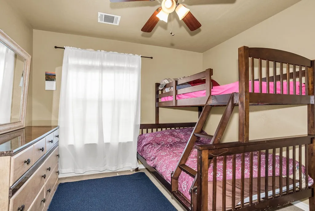 Single Family Residence For Sale in Tarrant County , 12338 Park Ridge Trail, Fort Worth, Texas 76179, 3 Bedroom, 2 Bathroom, 2 Garage spaces, 2,054 Sqft, built in 2007, mls#21215009, Real Estate Agent in Fort Worth, Homes For Sale in Tarrant county, Homes For Sale in Fort Worth, Realtor in Fort Worth Texas, Real Estate Brokerage Independent Realty Texas, Luminita Cordes Realtor