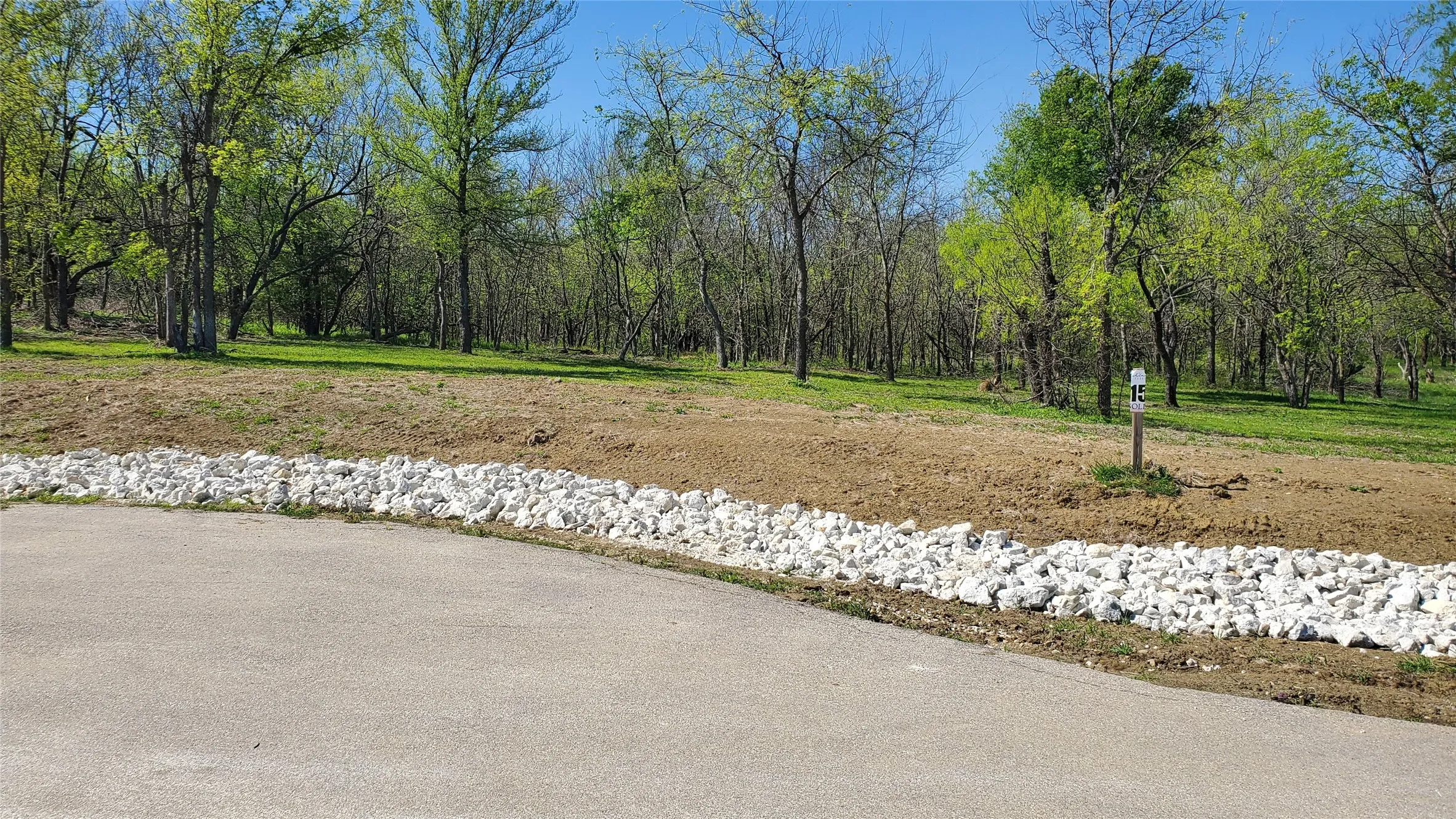 Unimproved Land For Sale in Navarro County , Lot 15 Edgewater Way, Corsicana, Texas 75109, 0, 0, Garage spaces, 0 Sqft, built in 0, mls#21214998, Real Estate Agent in Corsicana, Homes For Sale in Navarro county, Homes For Sale in Corsicana, Realtor in Corsicana Texas, Real Estate Brokerage Independent Realty Texas, Luminita Cordes Realtor