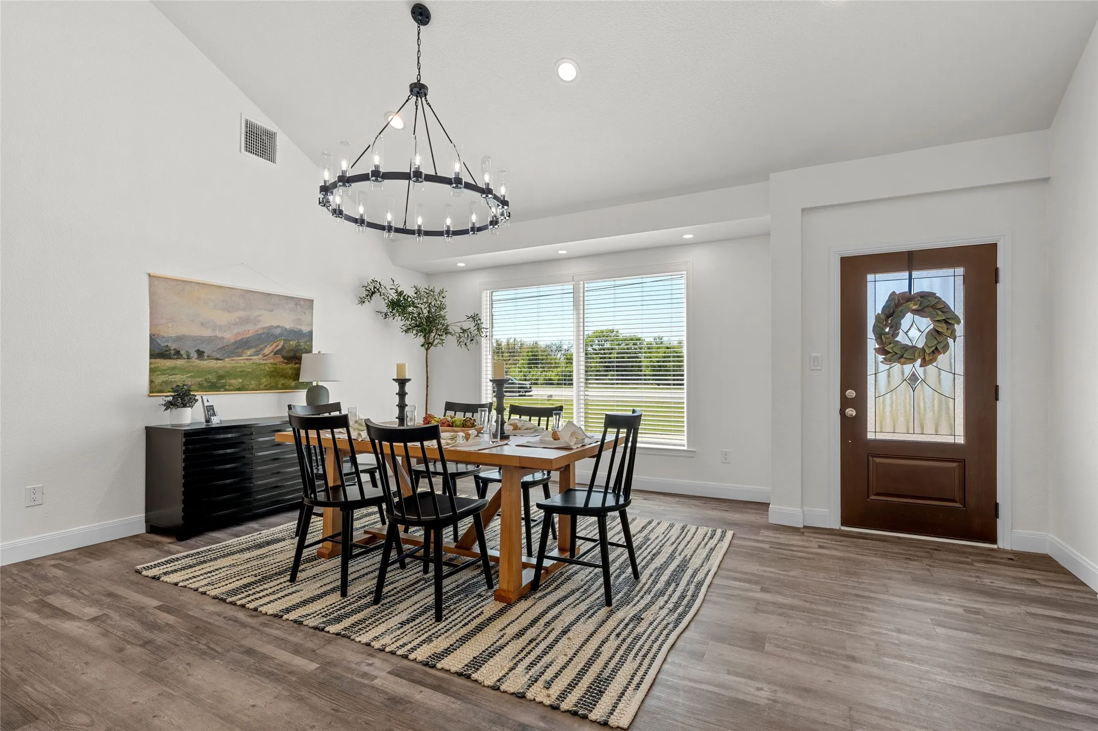 Single Family Residence For Sale in Mc Lennan County , 1404 S Robinson Drive, Robinson, Texas 76706, 3 Bedroom, 2 Bathroom, Garage spaces, 3,083 Sqft, built in 1968, Preowned, mls#21215143, Real Estate Agent in Robinson, Homes For Sale in Mc Lennan county, Homes For Sale in Robinson, Realtor in Robinson Texas, Real Estate Brokerage Independent Realty Texas, Luminita Cordes Realtor