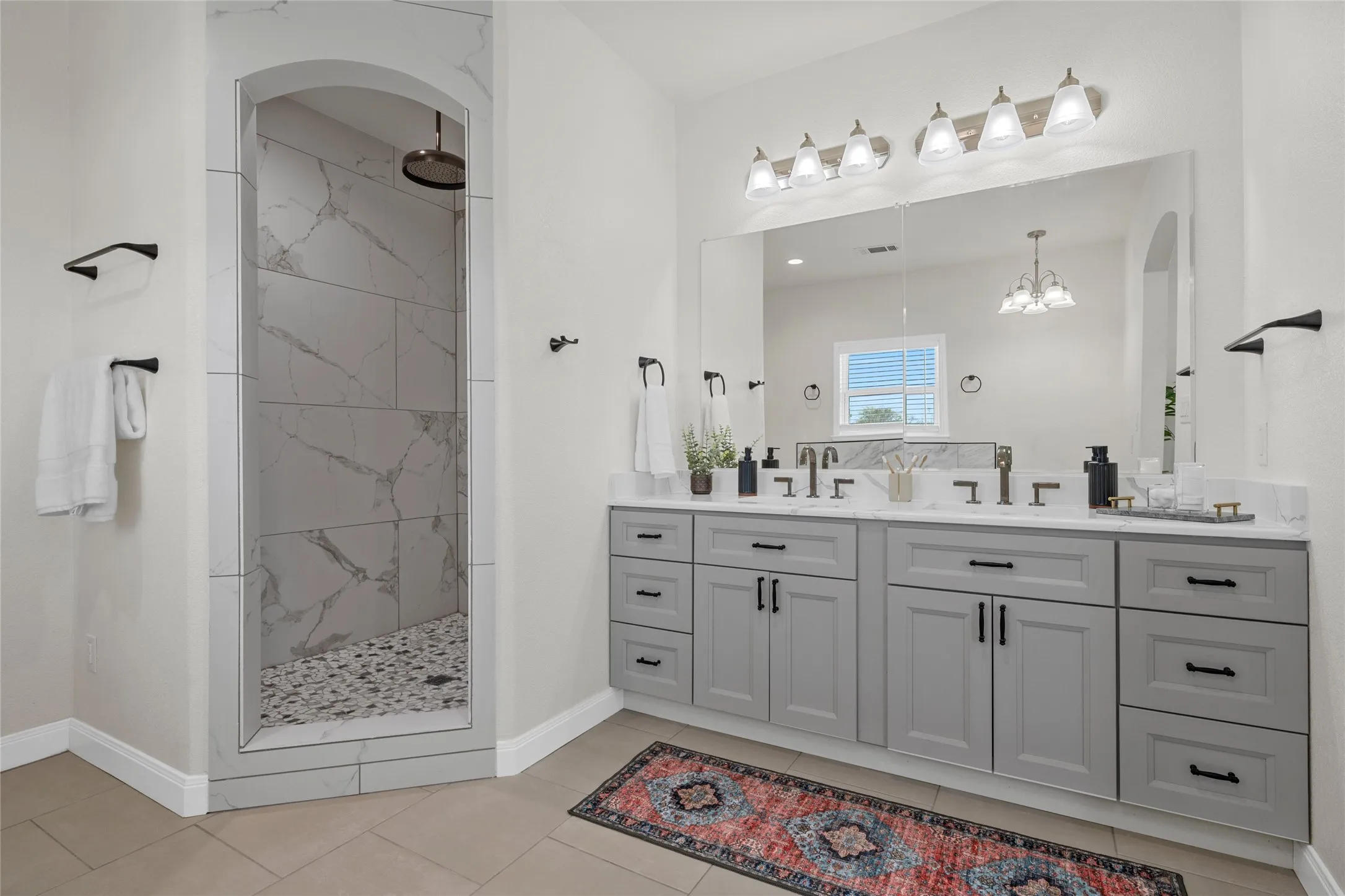 Single Family Residence For Sale in Mc Lennan County , 1404 S Robinson Drive, Robinson, Texas 76706, 3 Bedroom, 2 Bathroom, Garage spaces, 3,083 Sqft, built in 1968, Preowned, mls#21215143, Real Estate Agent in Robinson, Homes For Sale in Mc Lennan county, Homes For Sale in Robinson, Realtor in Robinson Texas, Real Estate Brokerage Independent Realty Texas, Luminita Cordes Realtor
