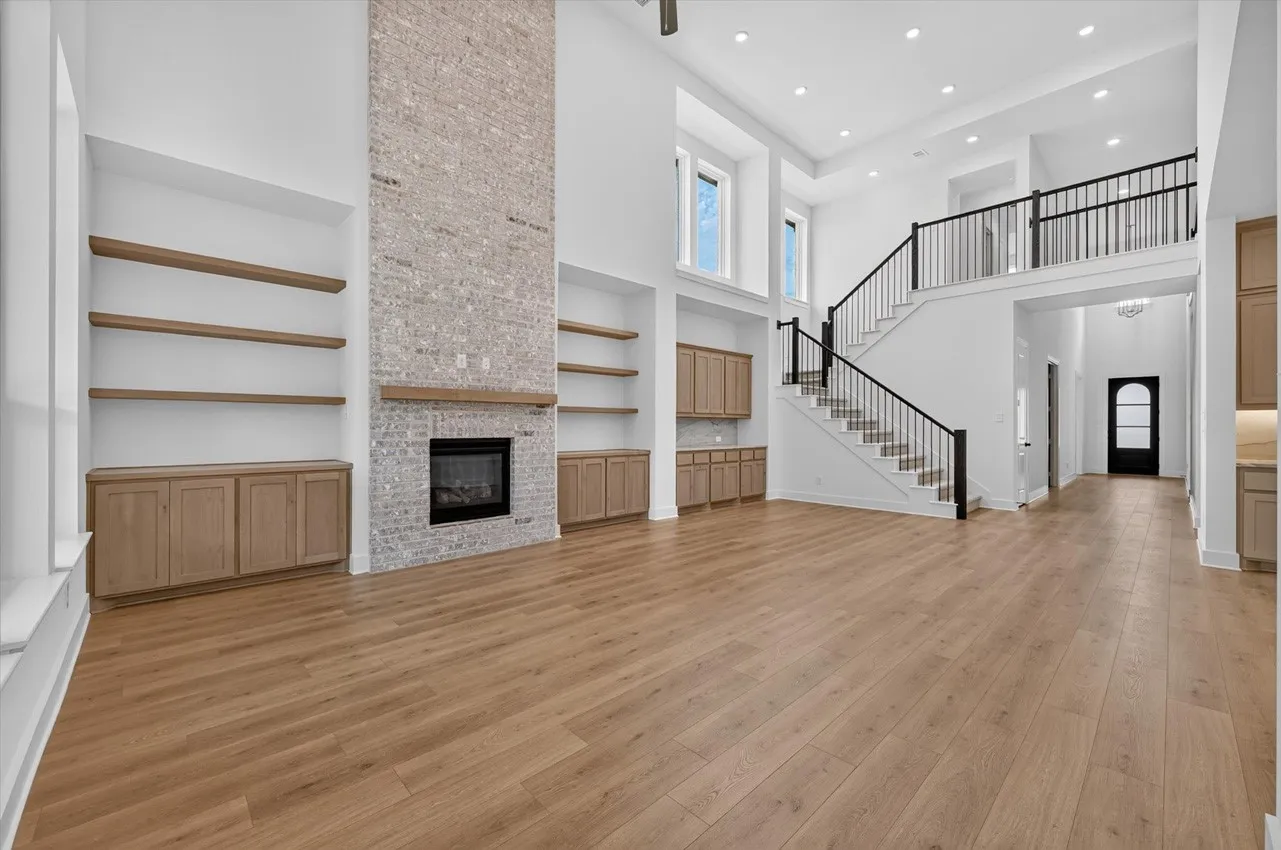 Single Family Residence For Sale in Denton County , 4415 Azalea Trail, Oak Point, Texas 75068, 5 Bedroom, 5 Bathroom, 2 Garage spaces, 3,443 Sqft, built in 2026, New Construction - Incomplete, mls#21215136, Real Estate Agent in Oak Point, Homes For Sale in Denton county, Homes For Sale in Oak Point, Realtor in Oak Point Texas, Real Estate Brokerage Independent Realty Texas, Luminita Cordes Realtor