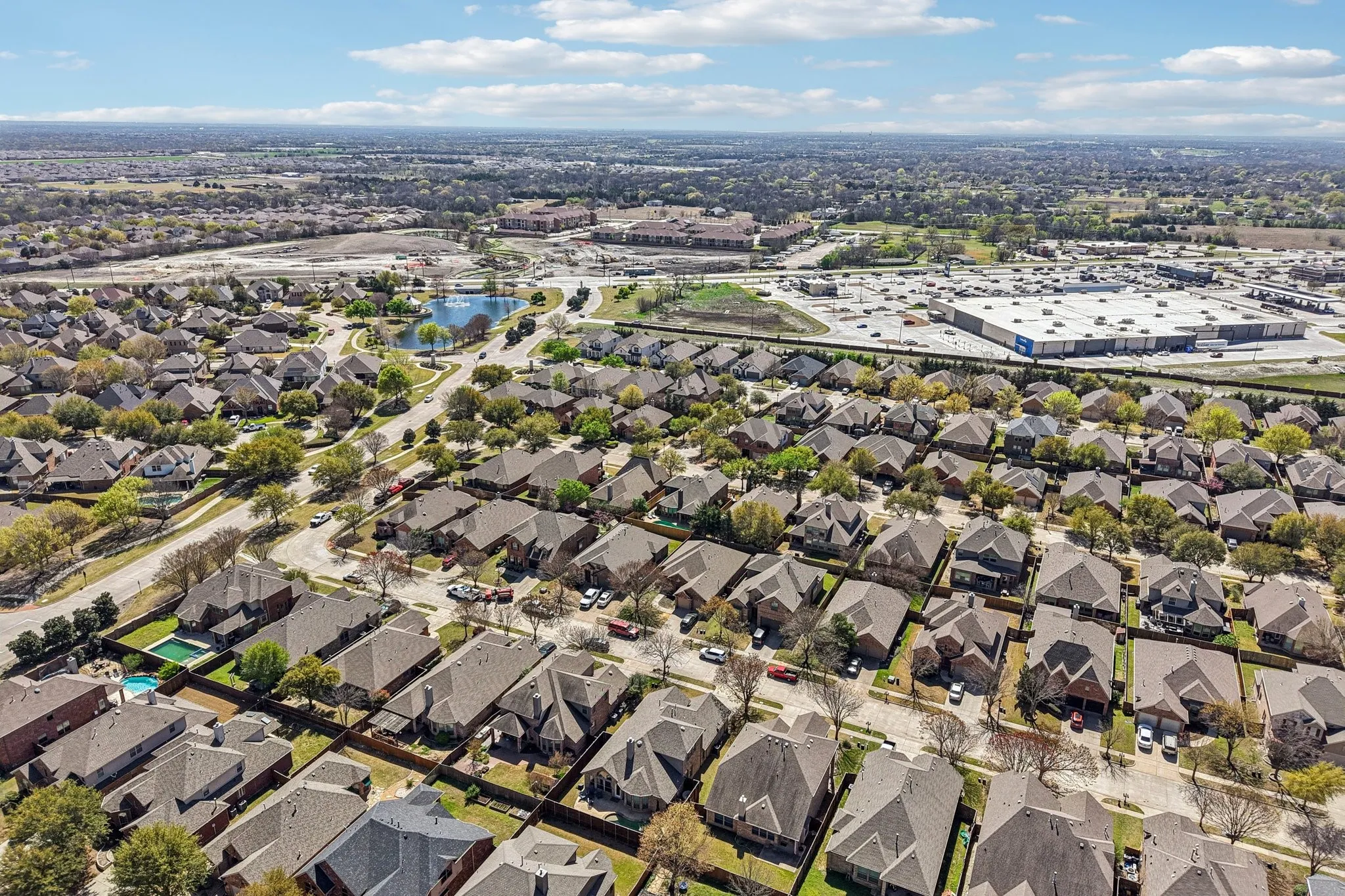 So at the front of the neighborhood, you can see that this house is walking distance not only to the amenities, but also to Kroger, and the catch and release pond!