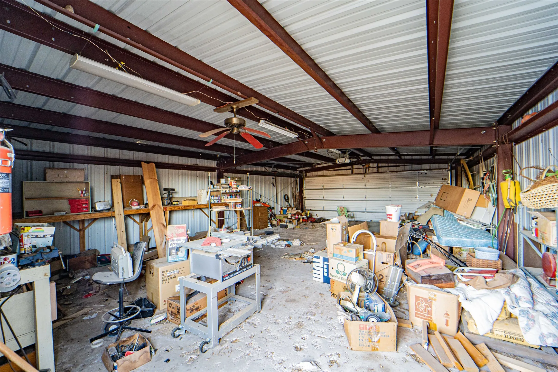 Single Family Residence For Sale in Stephens County , 6983 County Road 304, Breckenridge, Texas 76424, 2 Bedroom, 1 Bathroom, 1 Garage spaces, 1,458 Sqft, built in 1946, mls#21210471, Real Estate Agent in Breckenridge, Homes For Sale in Stephens county, Homes For Sale in Breckenridge, Realtor in Breckenridge Texas, Real Estate Brokerage Independent Realty Texas, Luminita Cordes Realtor