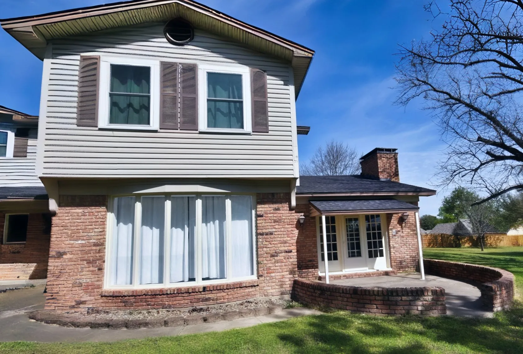 Single Family Residence For Sale in Wood County , 802 W Coke Road, Winnsboro, Texas 75494, 3 Bedroom, 3 Bathroom, Garage spaces, 4,799 Sqft, built in 1980, Preowned, mls#21214453, Real Estate Agent in Winnsboro, Homes For Sale in Wood county, Homes For Sale in Winnsboro, Realtor in Winnsboro Texas, Real Estate Brokerage Independent Realty Texas, Luminita Cordes Realtor