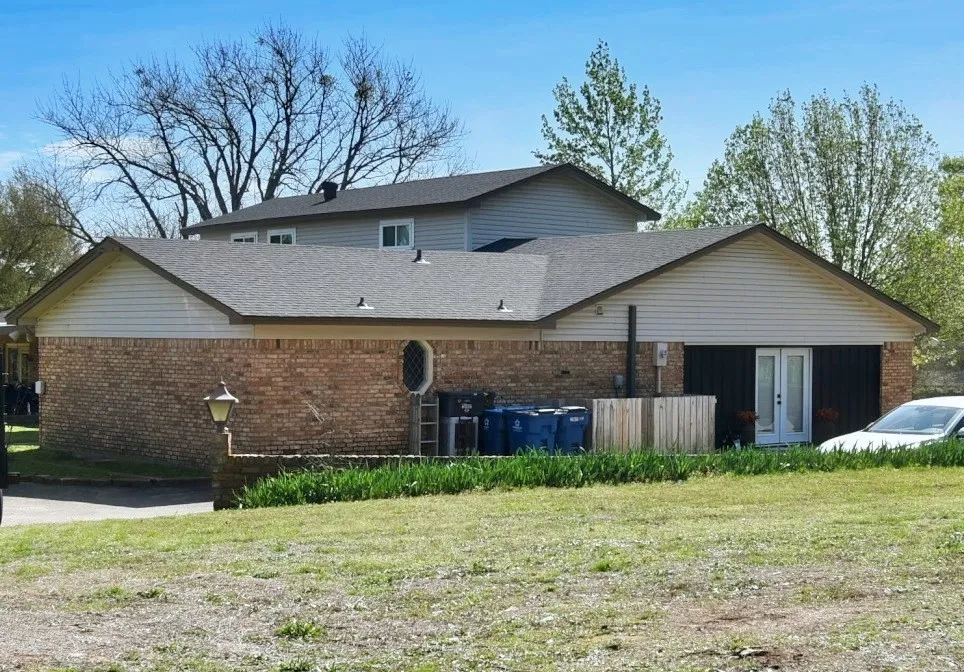 Single Family Residence For Sale in Wood County , 802 W Coke Road, Winnsboro, Texas 75494, 3 Bedroom, 3 Bathroom, Garage spaces, 4,799 Sqft, built in 1980, Preowned, mls#21214453, Real Estate Agent in Winnsboro, Homes For Sale in Wood county, Homes For Sale in Winnsboro, Realtor in Winnsboro Texas, Real Estate Brokerage Independent Realty Texas, Luminita Cordes Realtor