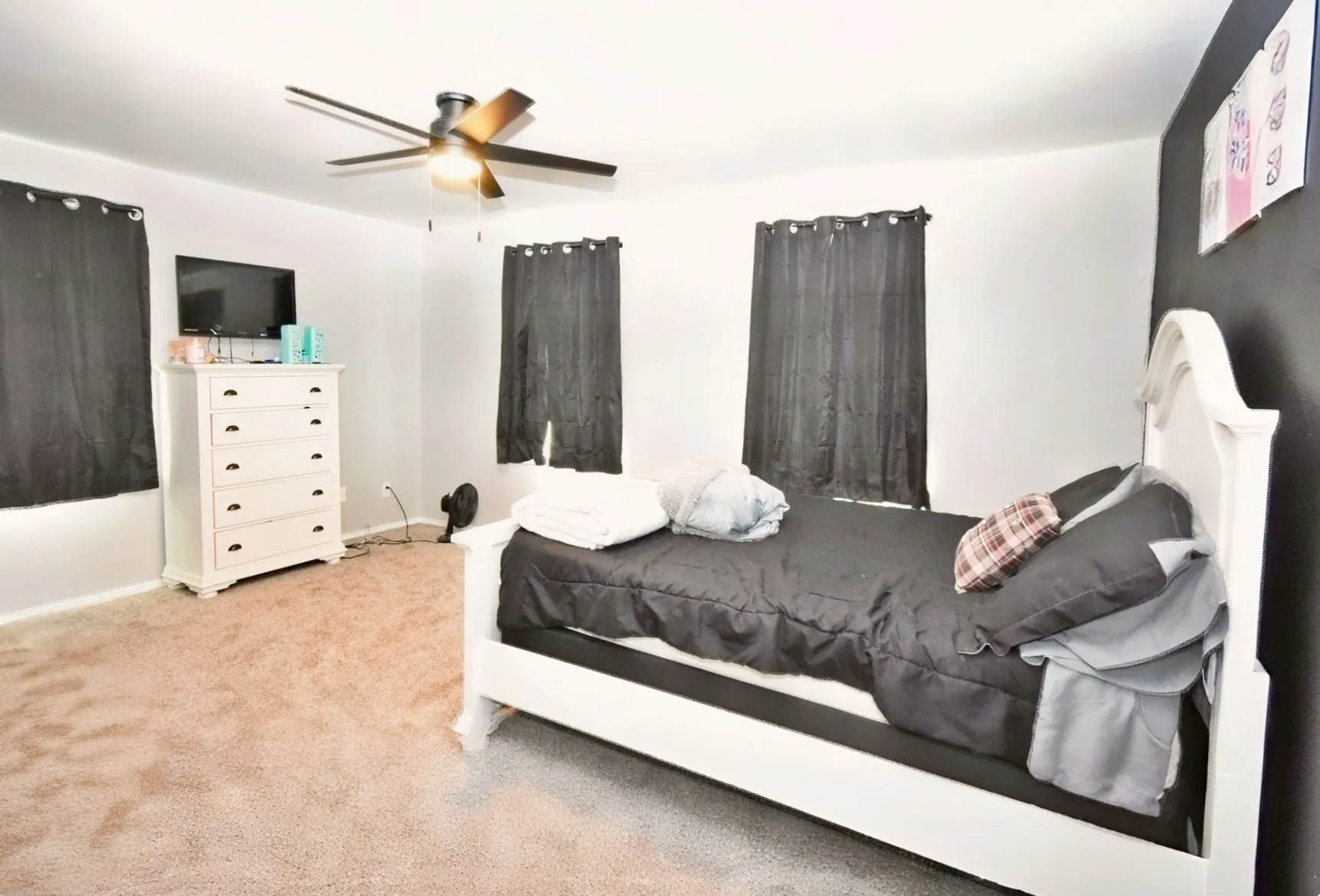 Single Family Residence For Sale in Wood County , 802 W Coke Road, Winnsboro, Texas 75494, 3 Bedroom, 3 Bathroom, Garage spaces, 4,799 Sqft, built in 1980, Preowned, mls#21214453, Real Estate Agent in Winnsboro, Homes For Sale in Wood county, Homes For Sale in Winnsboro, Realtor in Winnsboro Texas, Real Estate Brokerage Independent Realty Texas, Luminita Cordes Realtor