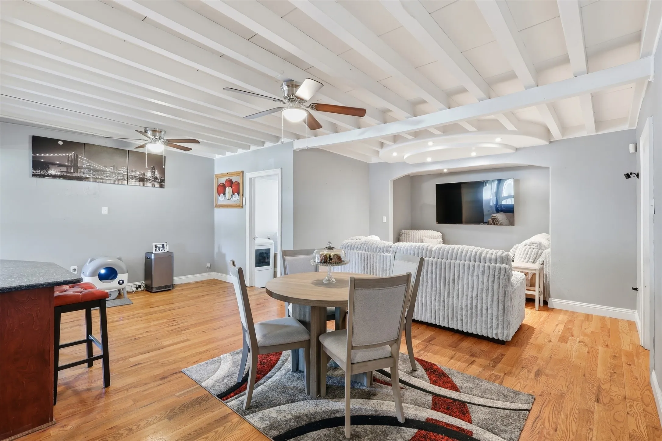 Single Family Residence For Sale in Tarrant County , 4775 Rector Avenue, Fort Worth, Texas 76133, 5 Bedroom, 4 Bathroom, Garage spaces, 2,059 Sqft, built in 1953, Preowned, mls#21214956, Real Estate Agent in Fort Worth, Homes For Sale in Tarrant county, Homes For Sale in Fort Worth, Realtor in Fort Worth Texas, Real Estate Brokerage Independent Realty Texas, Luminita Cordes Realtor