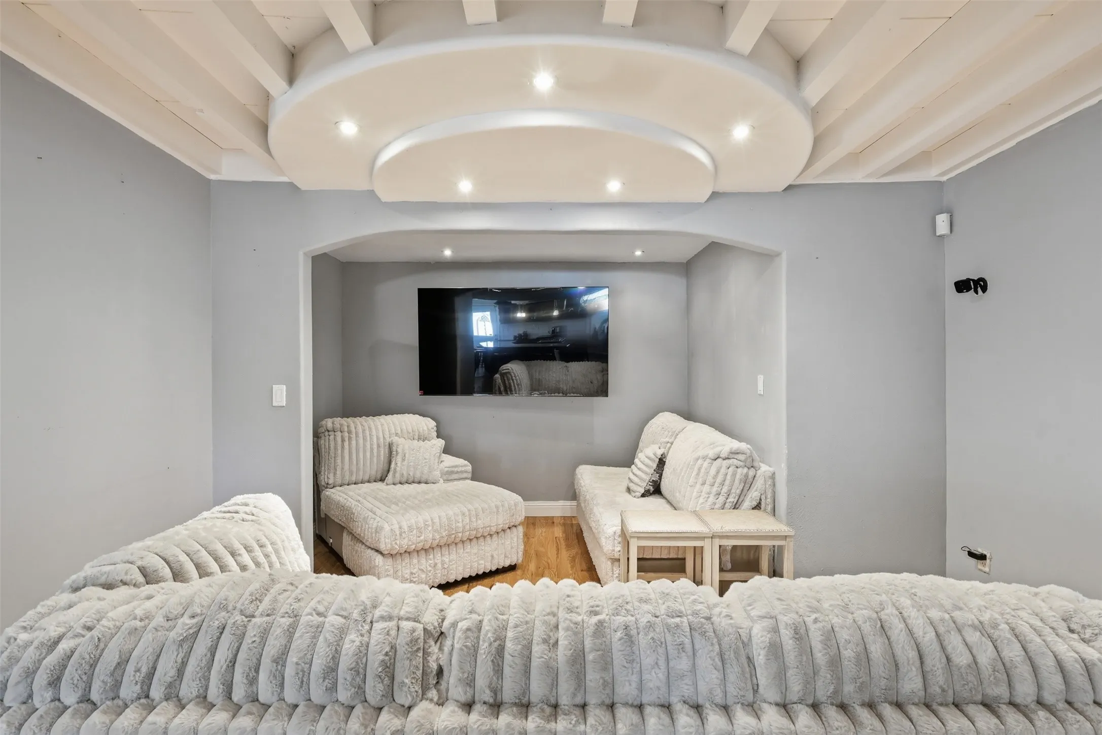 Single Family Residence For Sale in Tarrant County , 4775 Rector Avenue, Fort Worth, Texas 76133, 5 Bedroom, 4 Bathroom, Garage spaces, 2,059 Sqft, built in 1953, Preowned, mls#21214956, Real Estate Agent in Fort Worth, Homes For Sale in Tarrant county, Homes For Sale in Fort Worth, Realtor in Fort Worth Texas, Real Estate Brokerage Independent Realty Texas, Luminita Cordes Realtor