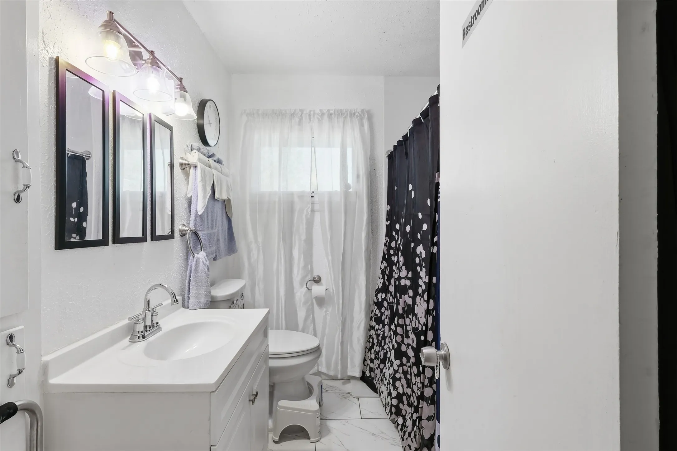 Hall Bathroom