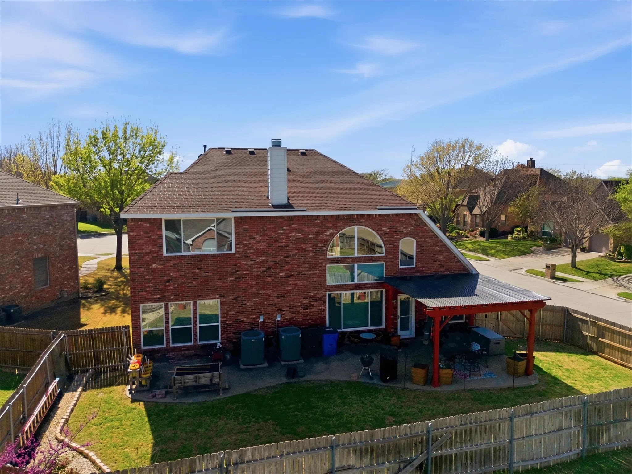 Single Family Residence For Sale in Tarrant County , 5 Scramble Court, Mansfield, Texas 76063, 4 Bedroom, 3 Bathroom, 3 Garage spaces, 3,493 Sqft, built in 2001, Preowned, mls#21214241, Real Estate Agent in Mansfield, Homes For Sale in Tarrant county, Homes For Sale in Mansfield, Realtor in Mansfield Texas, Real Estate Brokerage Independent Realty Texas, Luminita Cordes Realtor