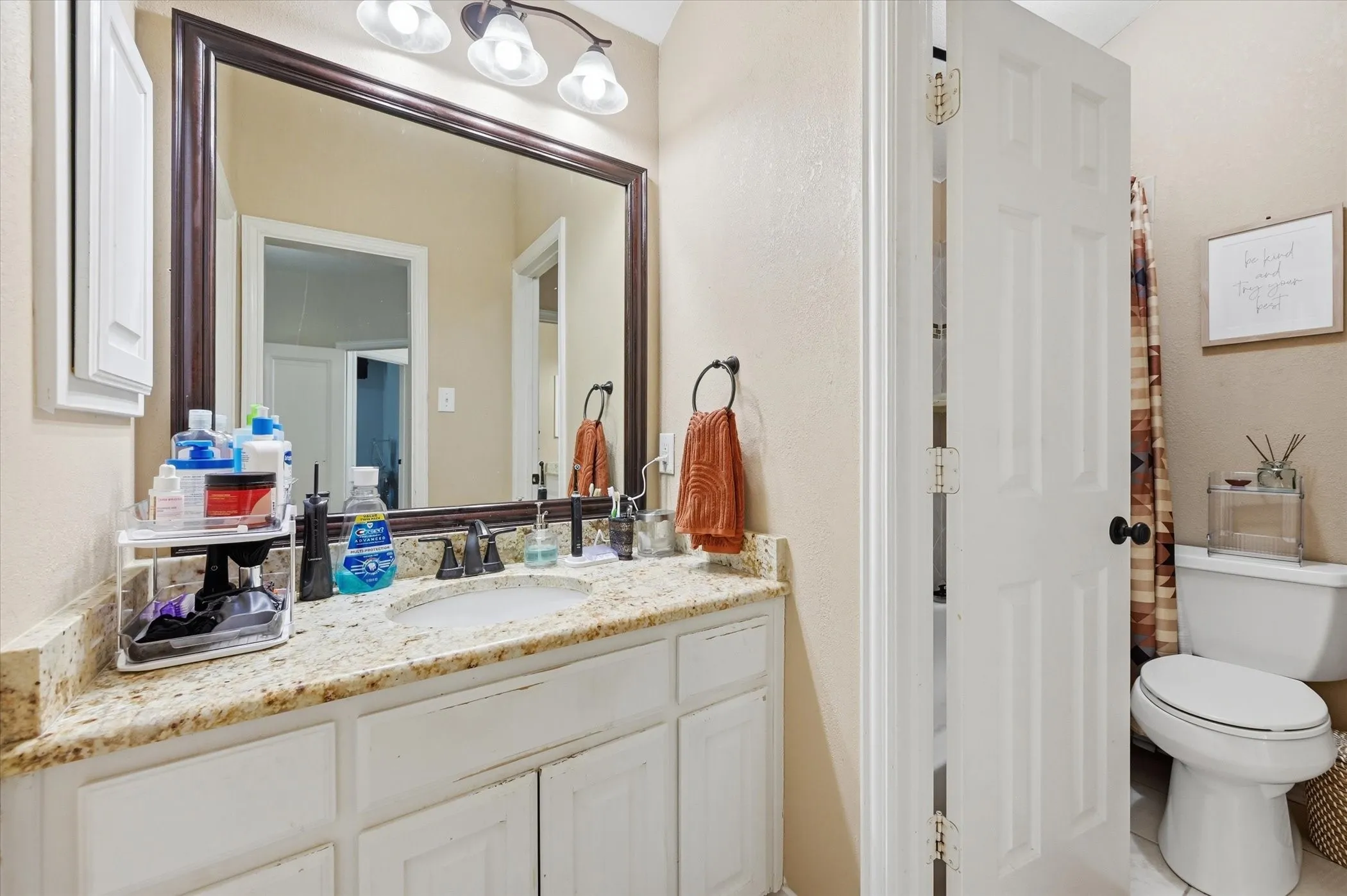 Single Family Residence For Sale in Tarrant County , 5 Scramble Court, Mansfield, Texas 76063, 4 Bedroom, 3 Bathroom, 3 Garage spaces, 3,493 Sqft, built in 2001, Preowned, mls#21214241, Real Estate Agent in Mansfield, Homes For Sale in Tarrant county, Homes For Sale in Mansfield, Realtor in Mansfield Texas, Real Estate Brokerage Independent Realty Texas, Luminita Cordes Realtor