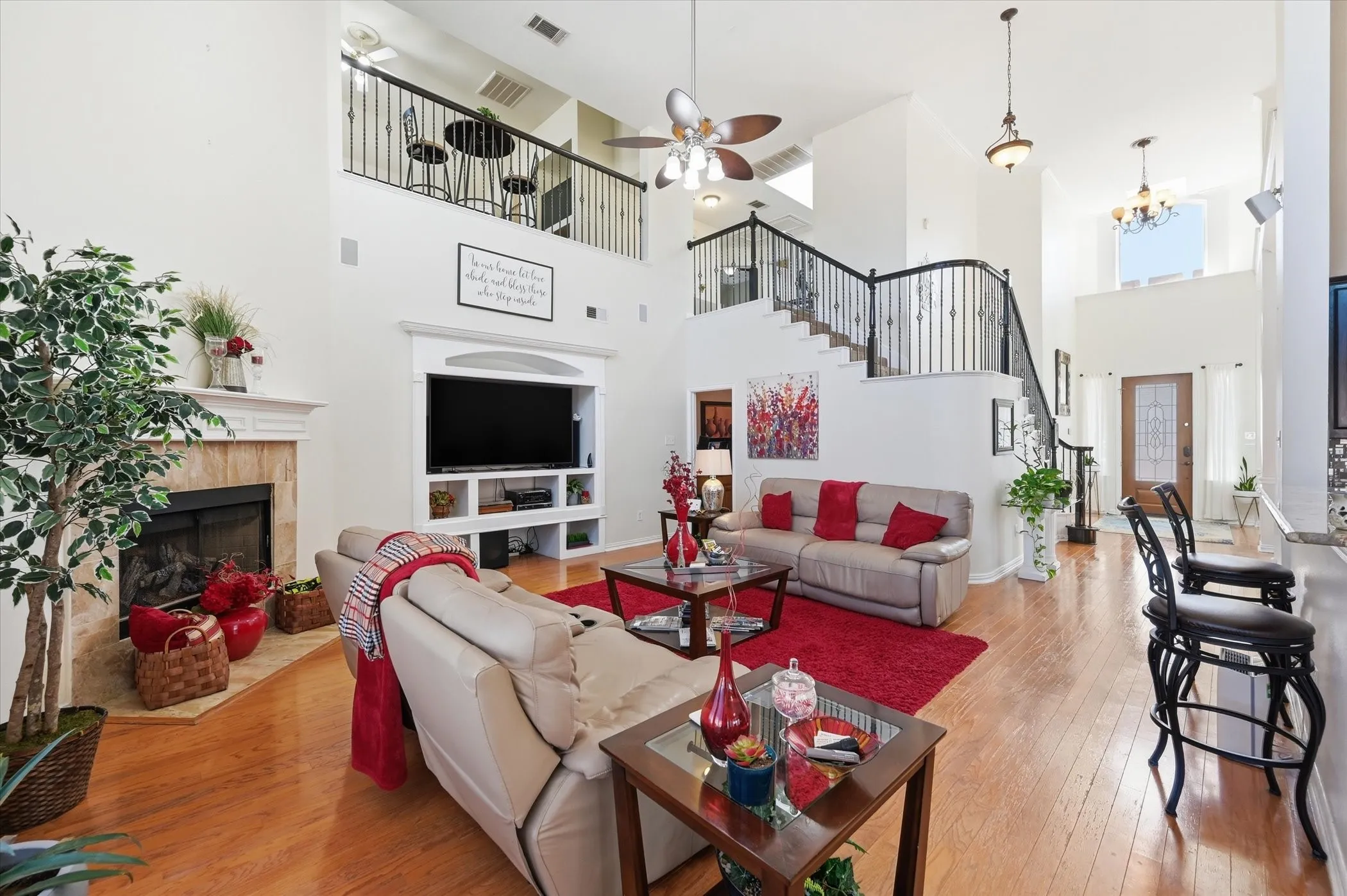 Single Family Residence For Sale in Tarrant County , 5 Scramble Court, Mansfield, Texas 76063, 4 Bedroom, 3 Bathroom, 3 Garage spaces, 3,493 Sqft, built in 2001, Preowned, mls#21214241, Real Estate Agent in Mansfield, Homes For Sale in Tarrant county, Homes For Sale in Mansfield, Realtor in Mansfield Texas, Real Estate Brokerage Independent Realty Texas, Luminita Cordes Realtor