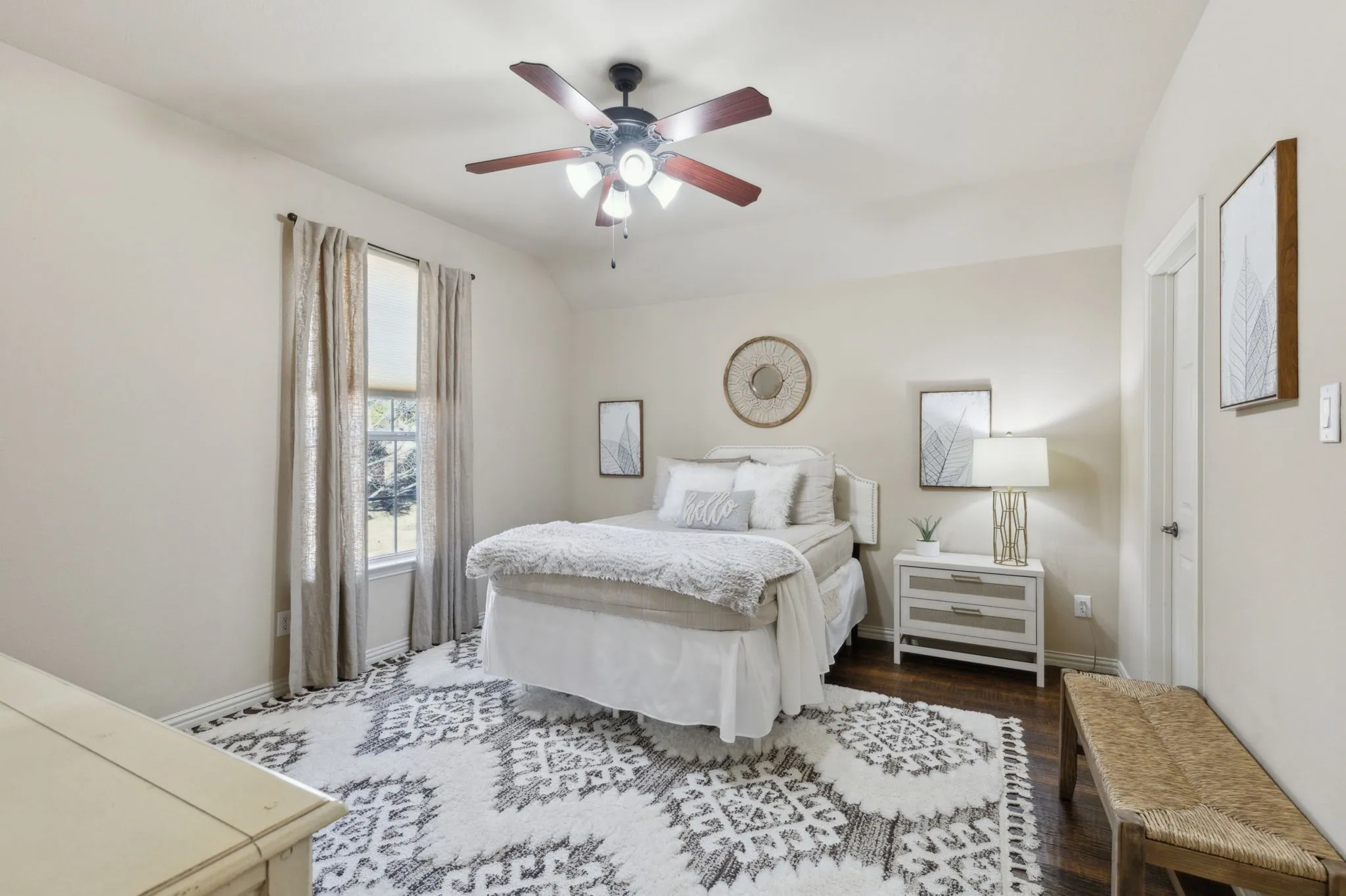 Spare bedroom up with handscraped hardwood flooring and ensuite bathroom (shares with gameroom)
