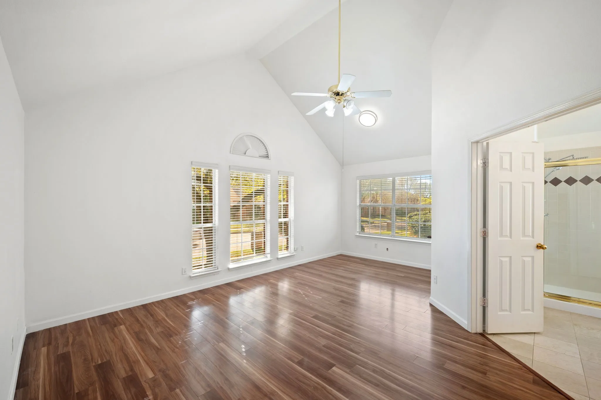 Single Family Residence For Sale in Collin County , 516 Castleford Drive, Allen, Texas 75013, 3 Bedroom, 2 Bathroom, 2 Garage spaces, 2,009 Sqft, built in 1998, mls#21215307, Real Estate Agent in Allen, Homes For Sale in Collin county, Homes For Sale in Allen, Realtor in Allen Texas, Real Estate Brokerage Independent Realty Texas, Luminita Cordes Realtor