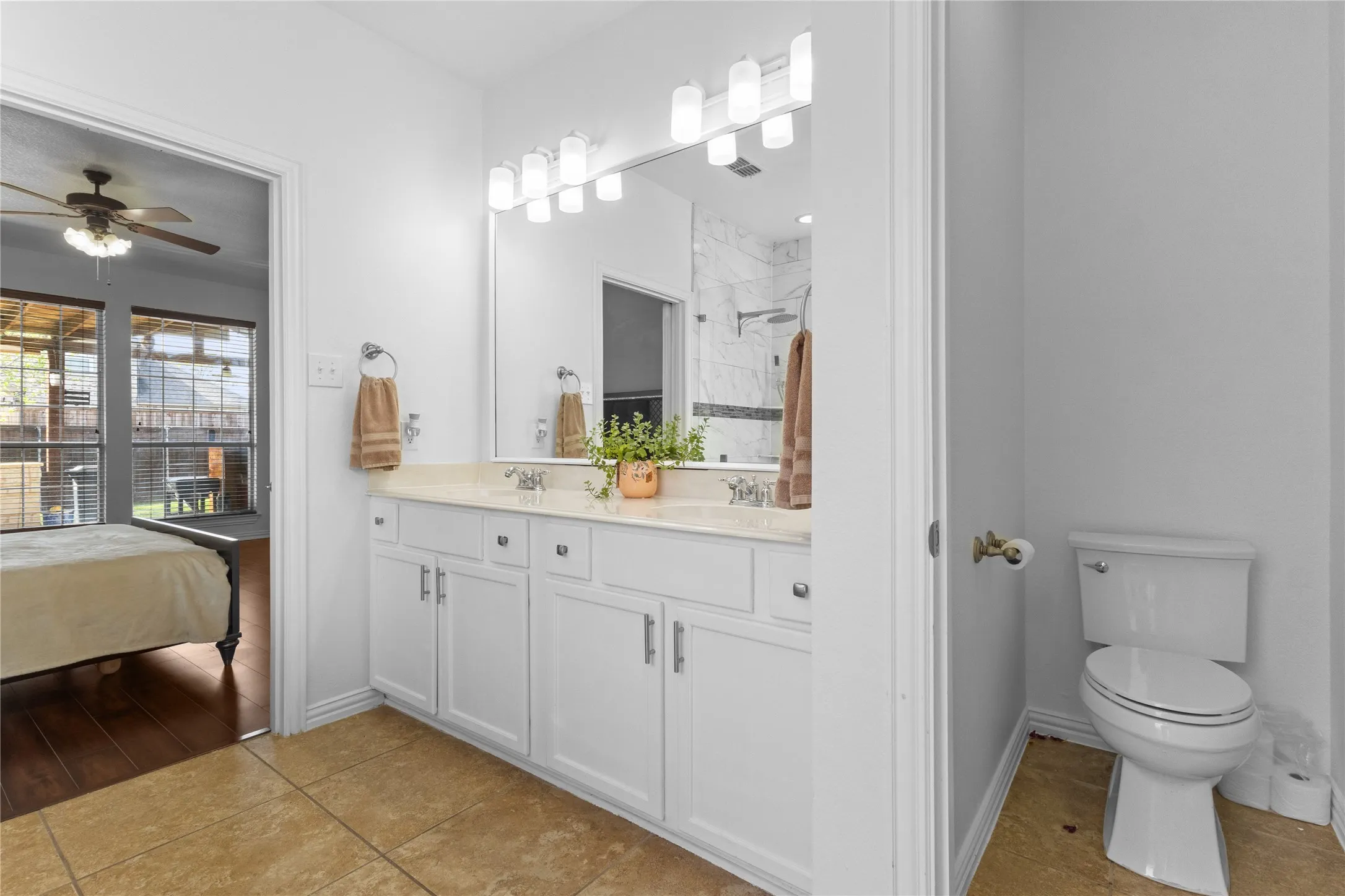 Single Family Residence For Sale in Dallas County , 7013 Bickers Drive, Rowlett, Texas 75089, 5 Bedroom, 3 Bathroom, 2 Garage spaces, 2,872 Sqft, built in 2005, mls#21215310, Real Estate Agent in Rowlett, Homes For Sale in Dallas county, Homes For Sale in Rowlett, Realtor in Rowlett Texas, Real Estate Brokerage Independent Realty Texas, Luminita Cordes Realtor