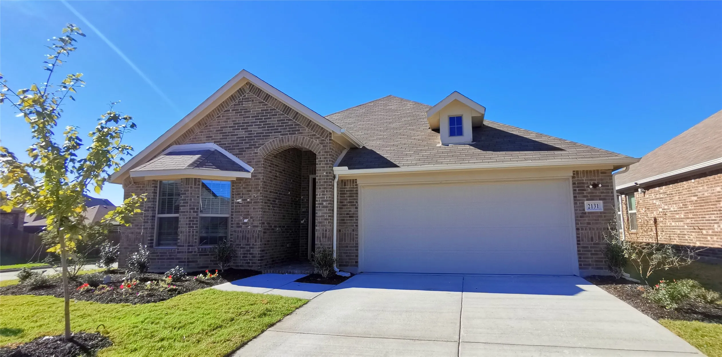 Single Family Residence For Sale in Kaufman County , 2131 Erika Lane, Forney, Texas 75126, 4 Bedroom, 2 Bathroom, 2 Garage spaces, 1,981 Sqft, built in 2021, Preowned, mls#21215296, Real Estate Agent in Forney, Homes For Sale in Kaufman county, Homes For Sale in Forney, Realtor in Forney Texas, Real Estate Brokerage Independent Realty Texas, Luminita Cordes Realtor