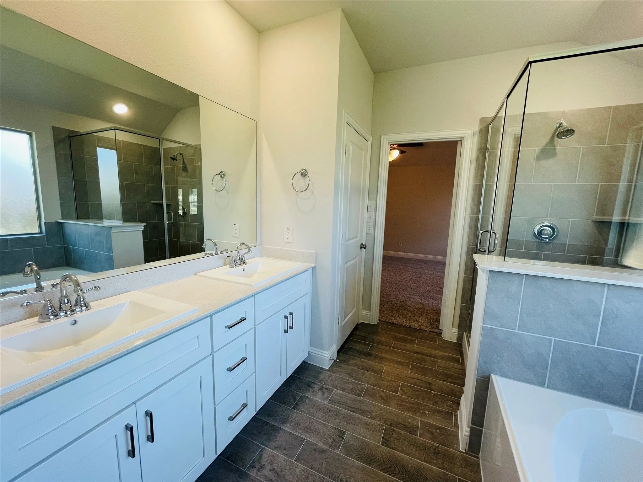 Single Family Residence For Sale in Kaufman County , 2131 Erika Lane, Forney, Texas 75126, 4 Bedroom, 2 Bathroom, 2 Garage spaces, 1,981 Sqft, built in 2021, Preowned, mls#21215296, Real Estate Agent in Forney, Homes For Sale in Kaufman county, Homes For Sale in Forney, Realtor in Forney Texas, Real Estate Brokerage Independent Realty Texas, Luminita Cordes Realtor