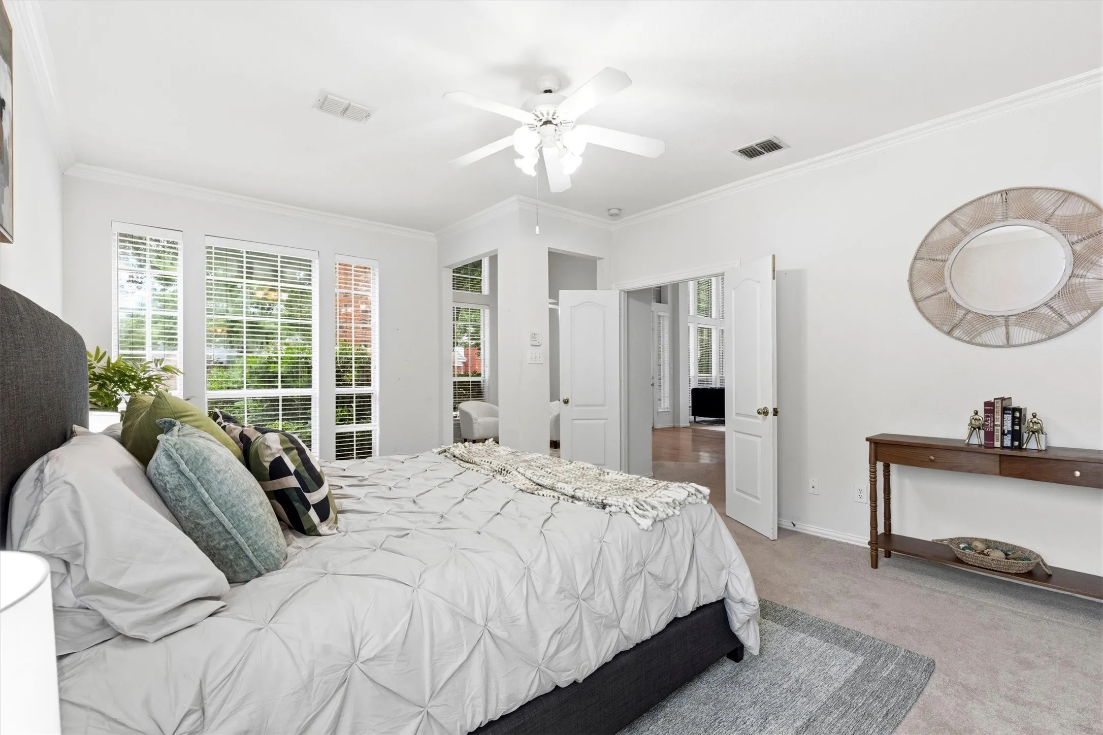 Single Family Residence For Sale in Dallas County , 6010 Troon Circle, Garland, Texas 75044, 4 Bedroom, 4 Bathroom, 2 Garage spaces, 3,420 Sqft, built in 1994, mls#21215171, Real Estate Agent in Garland, Homes For Sale in Dallas county, Homes For Sale in Garland, Realtor in Garland Texas, Real Estate Brokerage Independent Realty Texas, Luminita Cordes Realtor