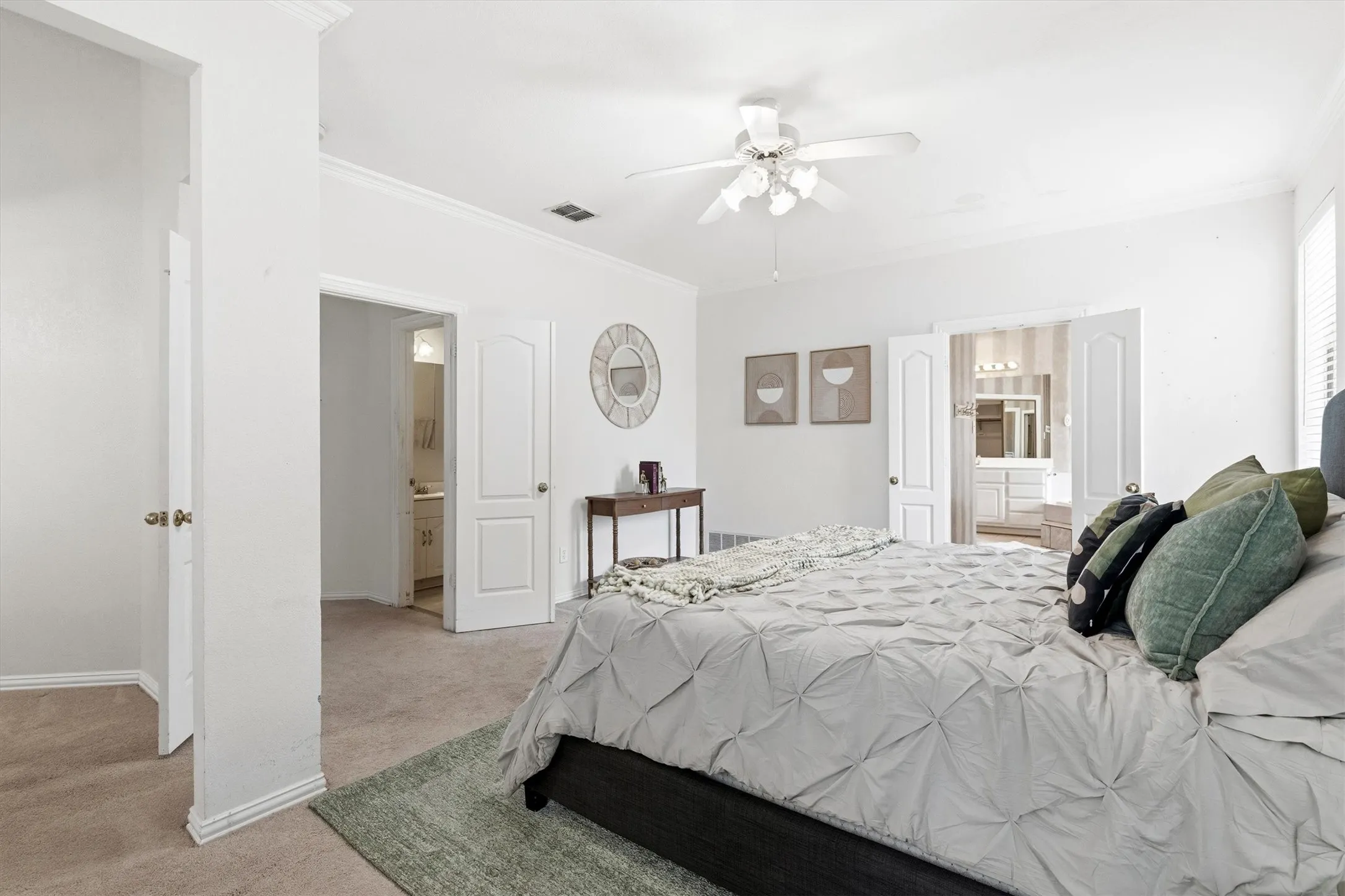Single Family Residence For Sale in Dallas County , 6010 Troon Circle, Garland, Texas 75044, 4 Bedroom, 4 Bathroom, 2 Garage spaces, 3,420 Sqft, built in 1994, mls#21215171, Real Estate Agent in Garland, Homes For Sale in Dallas county, Homes For Sale in Garland, Realtor in Garland Texas, Real Estate Brokerage Independent Realty Texas, Luminita Cordes Realtor