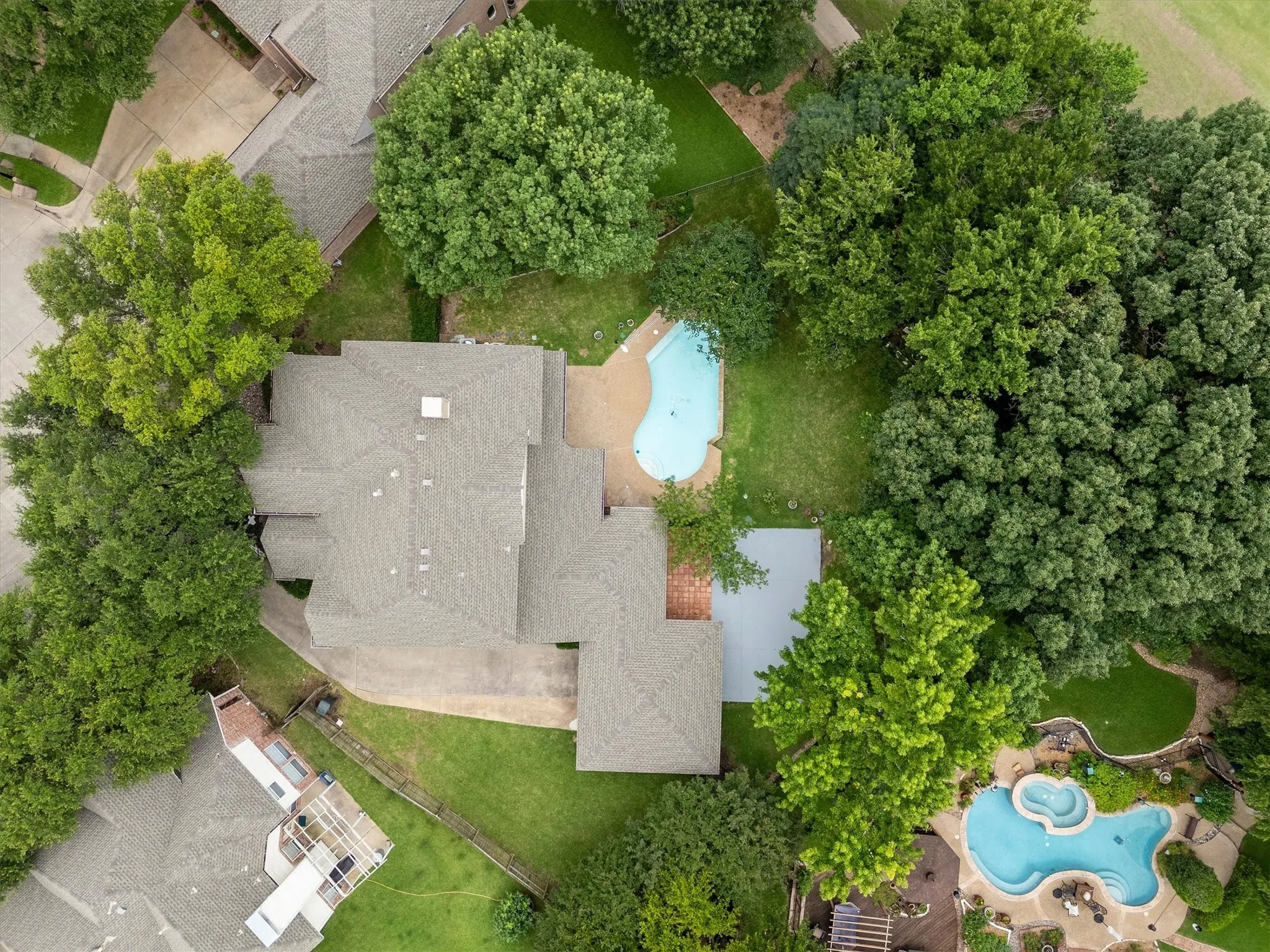 Single Family Residence For Sale in Dallas County , 6010 Troon Circle, Garland, Texas 75044, 4 Bedroom, 4 Bathroom, 2 Garage spaces, 3,420 Sqft, built in 1994, mls#21215171, Real Estate Agent in Garland, Homes For Sale in Dallas county, Homes For Sale in Garland, Realtor in Garland Texas, Real Estate Brokerage Independent Realty Texas, Luminita Cordes Realtor