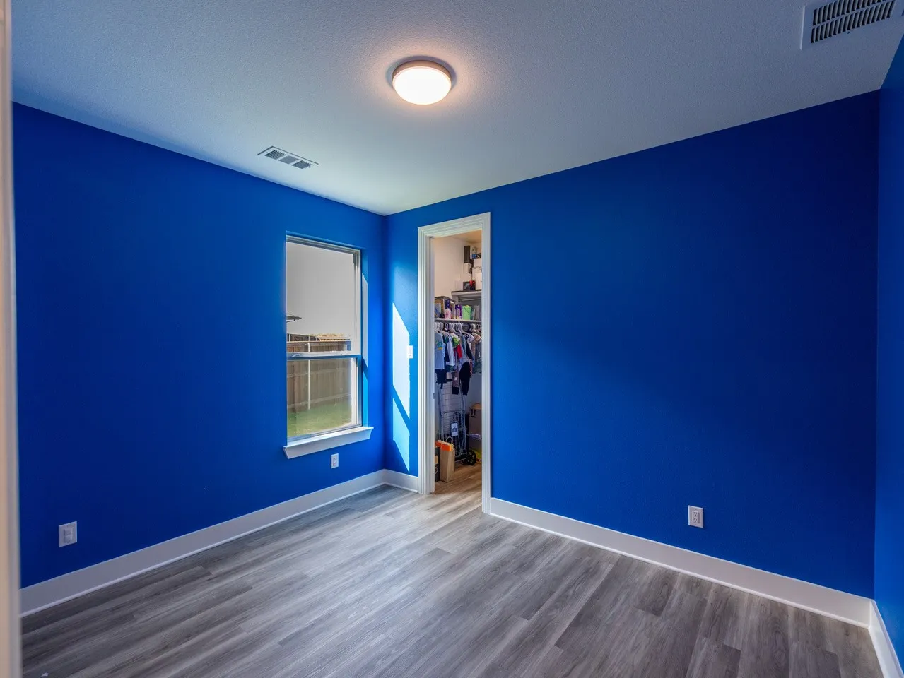 Single Family Residence For Sale in Tarrant County , 909 Carnation Drive, Crowley, Texas 76036, 5 Bedroom, 3 Bathroom, 2 Garage spaces, 2,461 Sqft, built in 2024, mls#21215373, Real Estate Agent in Crowley, Homes For Sale in Tarrant county, Homes For Sale in Crowley, Realtor in Crowley Texas, Real Estate Brokerage Independent Realty Texas, Luminita Cordes Realtor