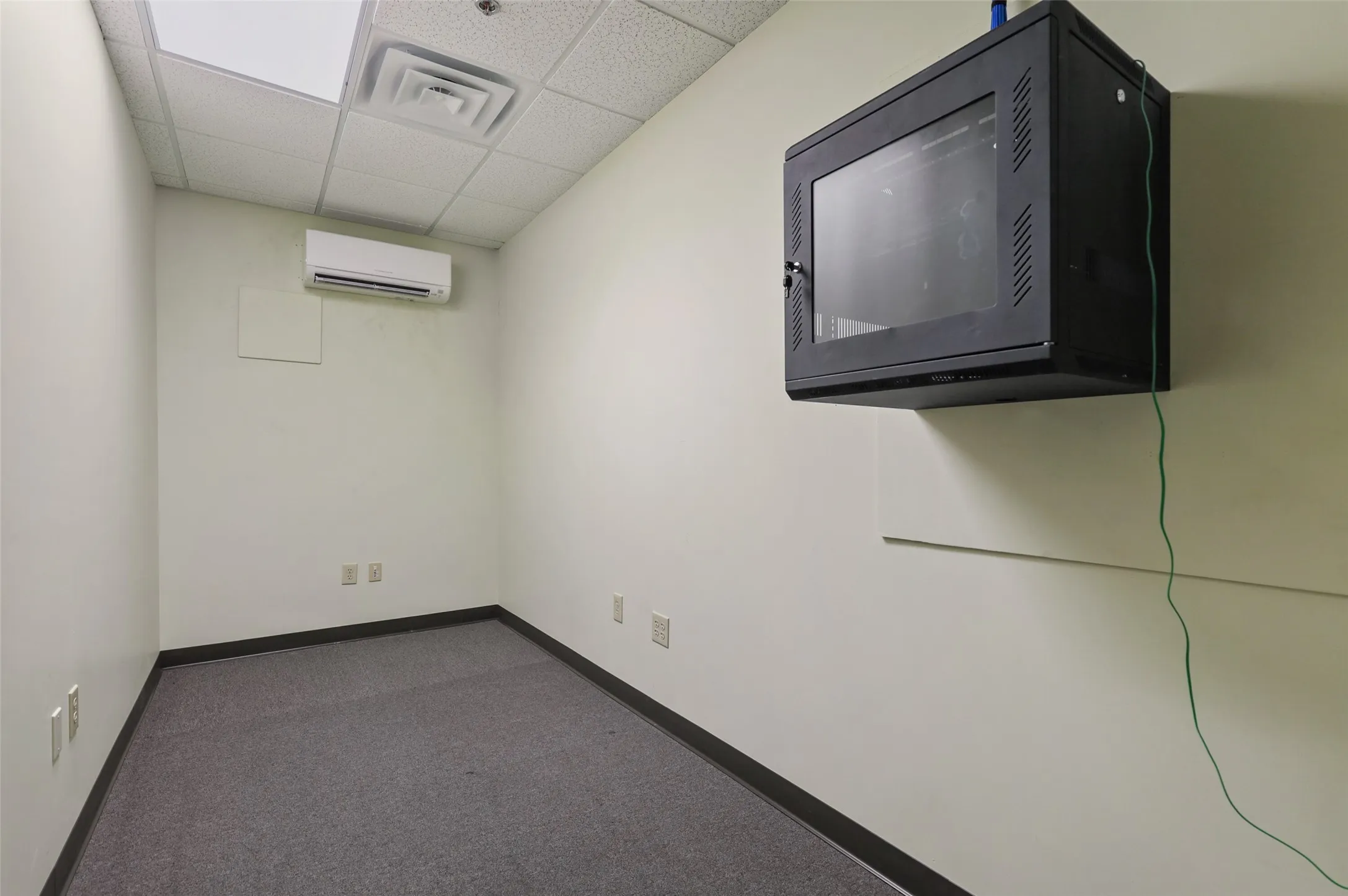 Office For Rent in Collin County , 1575 Redbud Boulevard 100, Mc Kinney, Texas 75069, 0, 0, Garage spaces, 0 Sqft, built in 2006, Preowned, Price $22, mls#21215412, Real Estate Agent in Mc Kinney, Homes For Rent in Collin county, Homes For Rent in Mc Kinney, Realtor in Mc Kinney Texas, Real Estate Brokerage Independent Realty Texas, Luminita Cordes Realtor