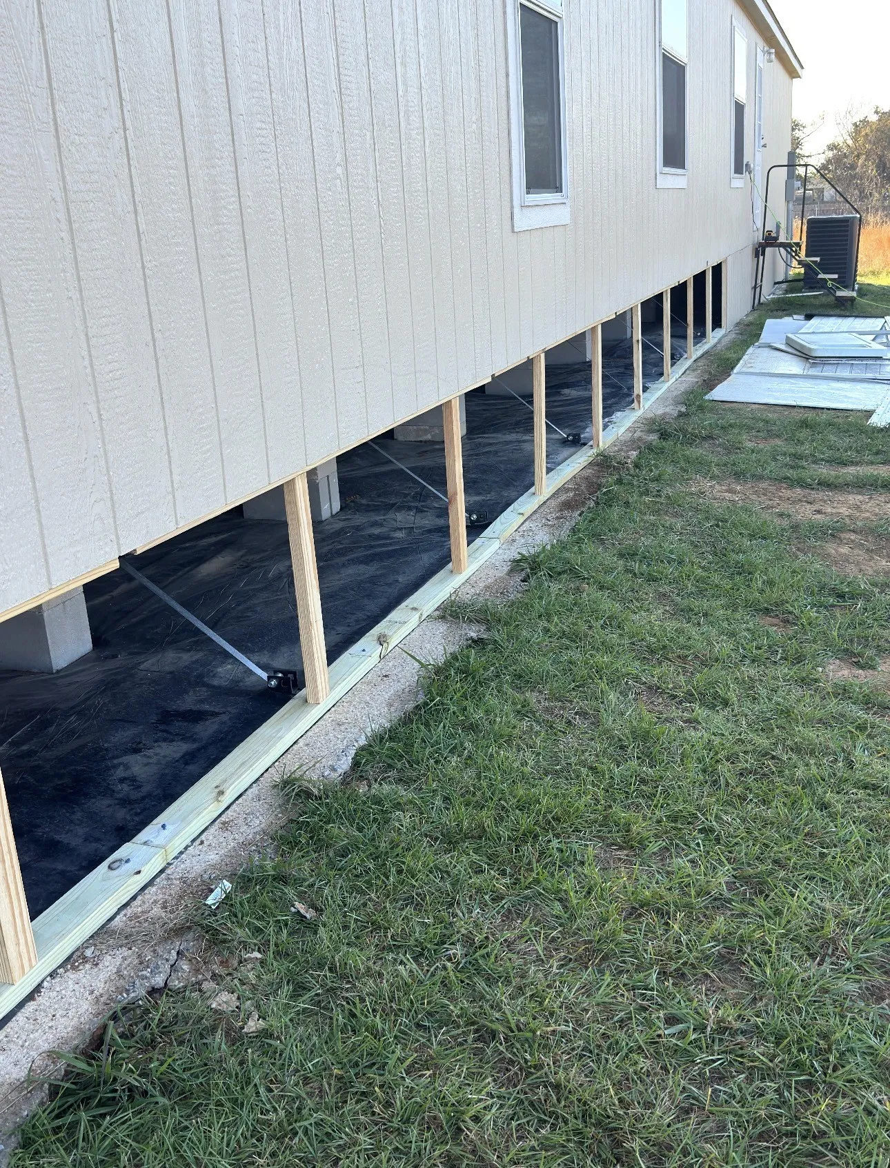 Manufactured Home For Sale in Grayson County , 3979 Roland Road, Whitesboro, Texas 76273, 3 Bedroom, 2 Bathroom, Garage spaces, 1,216 Sqft, built in 2024, mls#21214680, Real Estate Agent in Whitesboro, Homes For Sale in Grayson county, Homes For Sale in Whitesboro, Realtor in Whitesboro Texas, Real Estate Brokerage Independent Realty Texas, Luminita Cordes Realtor