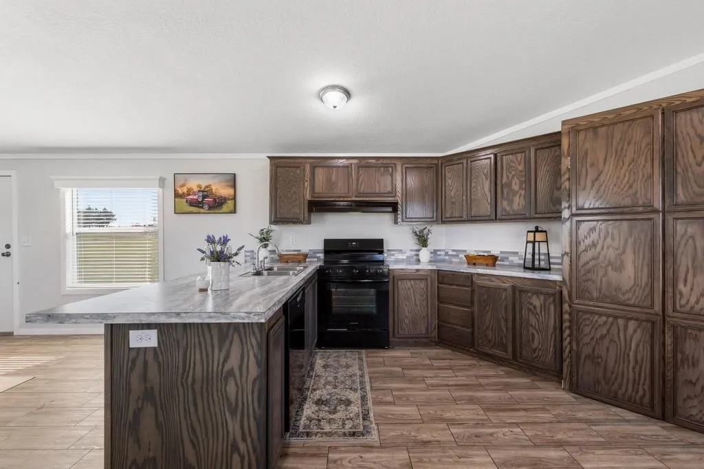 Manufactured Home For Sale in Grayson County , 3979 Roland Road, Whitesboro, Texas 76273, 3 Bedroom, 2 Bathroom, Garage spaces, 1,216 Sqft, built in 2024, mls#21214680, Real Estate Agent in Whitesboro, Homes For Sale in Grayson county, Homes For Sale in Whitesboro, Realtor in Whitesboro Texas, Real Estate Brokerage Independent Realty Texas, Luminita Cordes Realtor