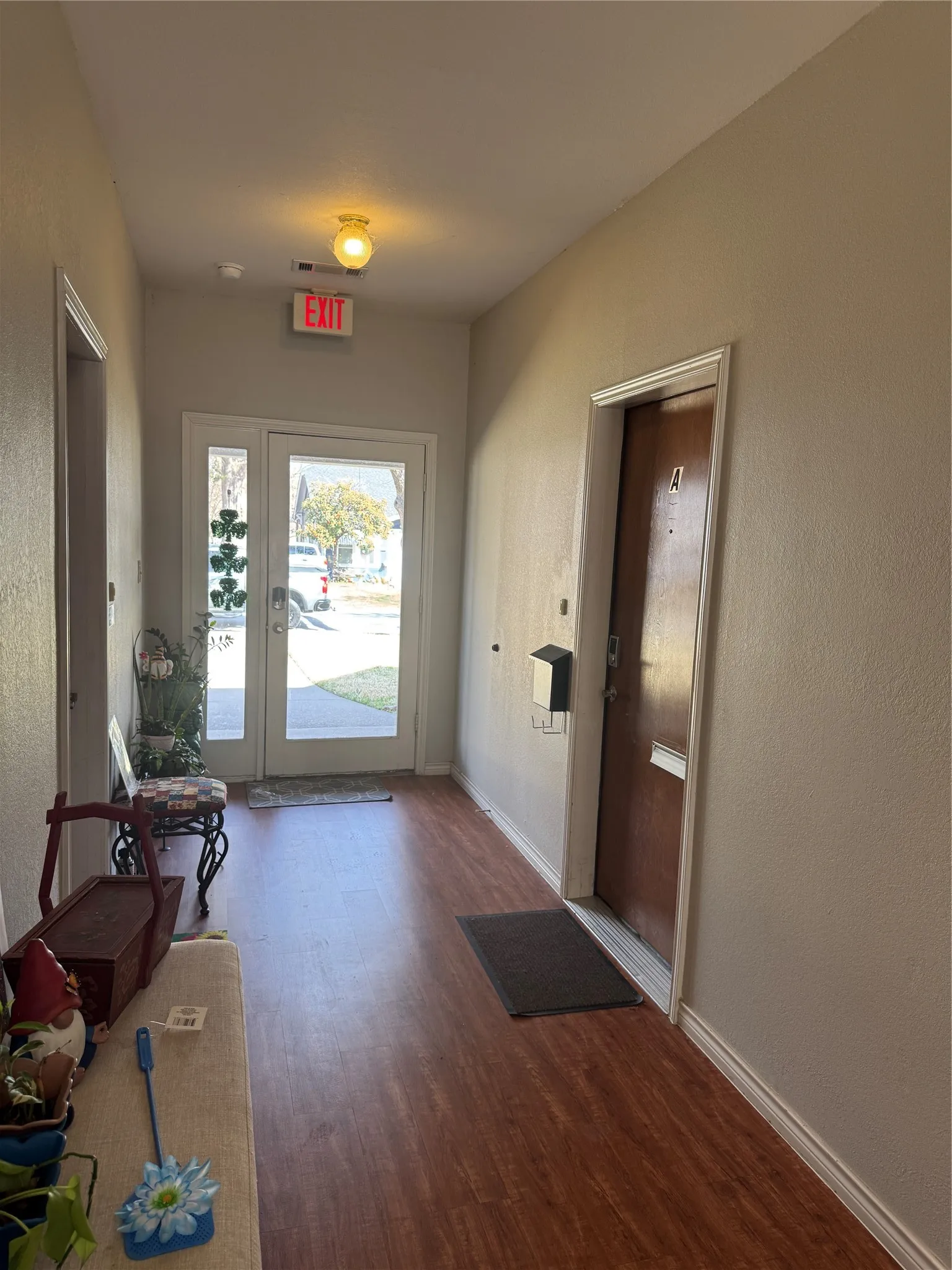 Apartment For Rent in Kaufman County , 503 N WASHINGTON Street A, Kaufman, Texas 75142, 1 Bedroom, 1 Bathroom, Garage spaces, 11,548 Sqft, built in 1996, Preowned, mls#21215514, Real Estate Agent in Kaufman, Homes For Rent in Kaufman county, Homes For Rent in Kaufman, Realtor in Kaufman Texas, Real Estate Brokerage Independent Realty Texas, Luminita Cordes Realtor