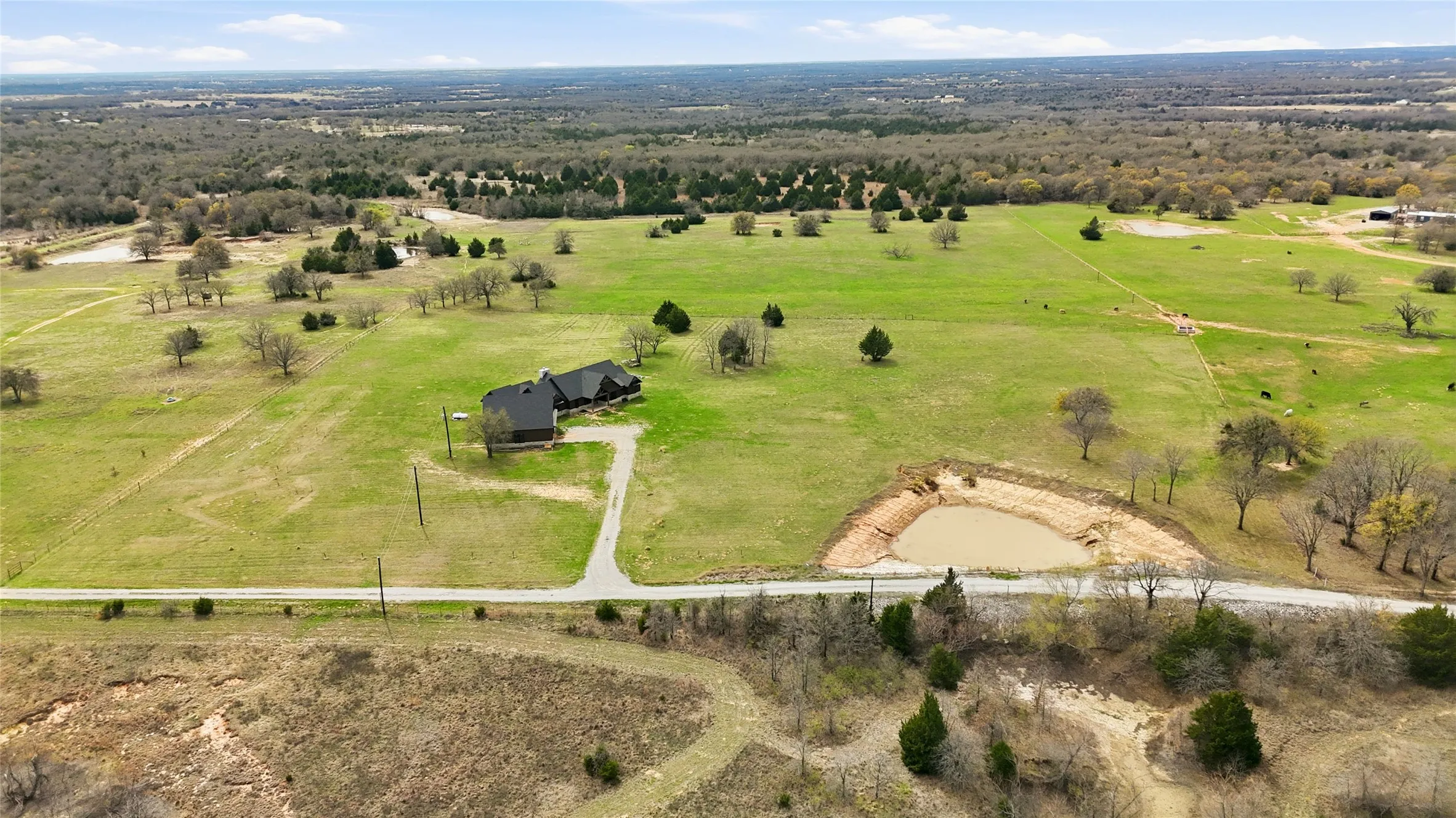 Single Family Residence For Sale in Montague County , 3988 Lake Valley Road, Sunset, Texas 76270, 4 Bedroom, 3 Bathroom, 4 Garage spaces, 3,414 Sqft, built in 2023, Preowned, mls#21214929, Real Estate Agent in Sunset, Homes For Sale in Montague county, Homes For Sale in Sunset, Realtor in Sunset Texas, Real Estate Brokerage Independent Realty Texas, Luminita Cordes Realtor