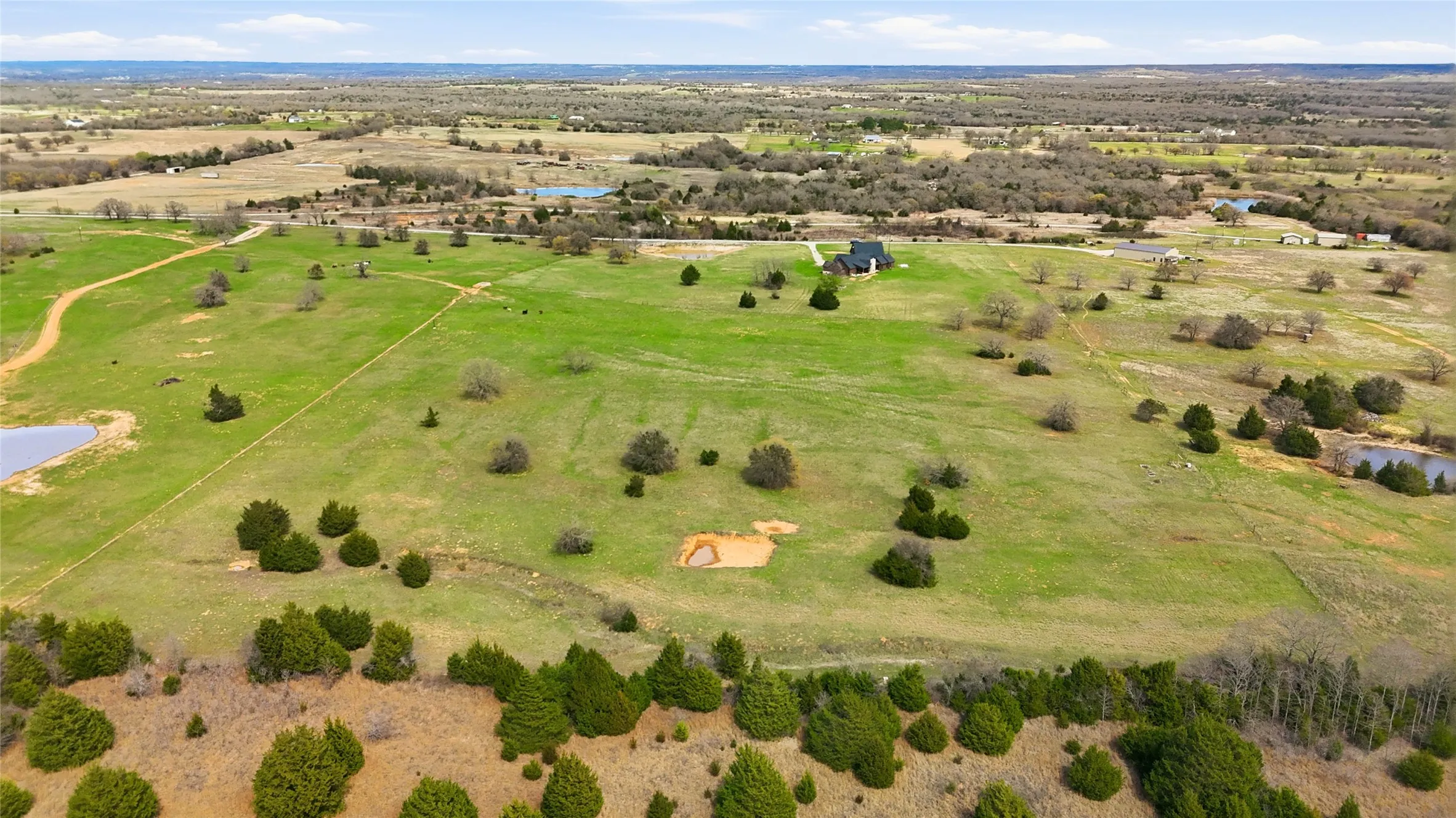 Single Family Residence For Sale in Montague County , 3988 Lake Valley Road, Sunset, Texas 76270, 4 Bedroom, 3 Bathroom, 4 Garage spaces, 3,414 Sqft, built in 2023, Preowned, mls#21214929, Real Estate Agent in Sunset, Homes For Sale in Montague county, Homes For Sale in Sunset, Realtor in Sunset Texas, Real Estate Brokerage Independent Realty Texas, Luminita Cordes Realtor