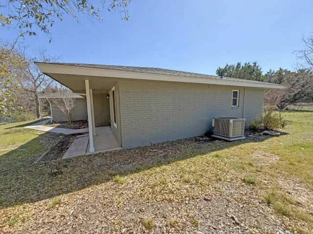 Single Family Residence For Sale in Coryell County , 650 Cactus Lane, Copperas Cove, Texas 76522, 3 Bedroom, 2 Bathroom, 2 Garage spaces, 2,664 Sqft, built in 1992, Preowned, mls#21215521, Real Estate Agent in Copperas Cove, Homes For Sale in Coryell county, Homes For Sale in Copperas Cove, Realtor in Copperas Cove Texas, Real Estate Brokerage Independent Realty Texas, Luminita Cordes Realtor