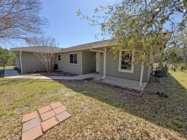 Single Family Residence For Sale in Coryell County , 650 Cactus Lane, Copperas Cove, Texas 76522, 3 Bedroom, 2 Bathroom, 2 Garage spaces, 2,664 Sqft, built in 1992, Preowned, mls#21215521, Real Estate Agent in Copperas Cove, Homes For Sale in Coryell county, Homes For Sale in Copperas Cove, Realtor in Copperas Cove Texas, Real Estate Brokerage Independent Realty Texas, Luminita Cordes Realtor