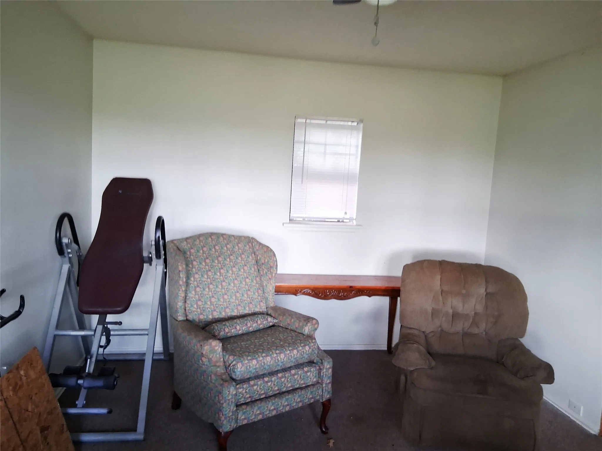 Single Family Residence For Sale in Hunt County , 8140 Fm 513, Lone Oak, Texas 75453, 2 Bedroom, 2 Bathroom, Garage spaces, 1,176 Sqft, built in 1986, Preowned, mls#21215547, Real Estate Agent in Lone Oak, Homes For Sale in Hunt county, Homes For Sale in Lone Oak, Realtor in Lone Oak Texas, Real Estate Brokerage Independent Realty Texas, Luminita Cordes Realtor