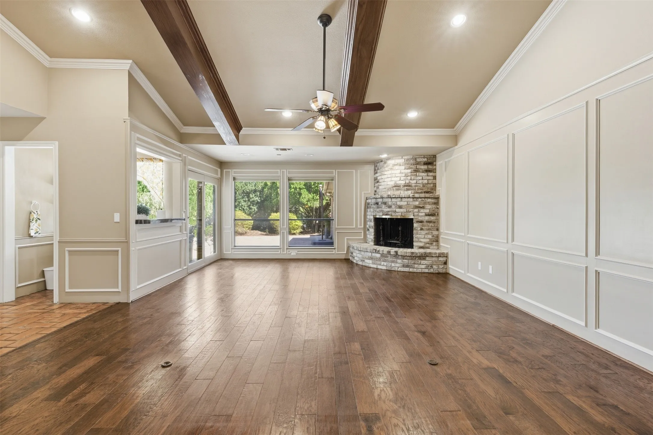 Single Family Residence For Sale in Collin County , 42 Santa Rosa Circle, Wylie, Texas 75098, 5 Bedroom, 5 Bathroom, 2 Garage spaces, 4,893 Sqft, built in 1980, mls#21215603, Real Estate Agent in Wylie, Homes For Sale in Collin county, Homes For Sale in Wylie, Realtor in Wylie Texas, Real Estate Brokerage Independent Realty Texas, Luminita Cordes Realtor