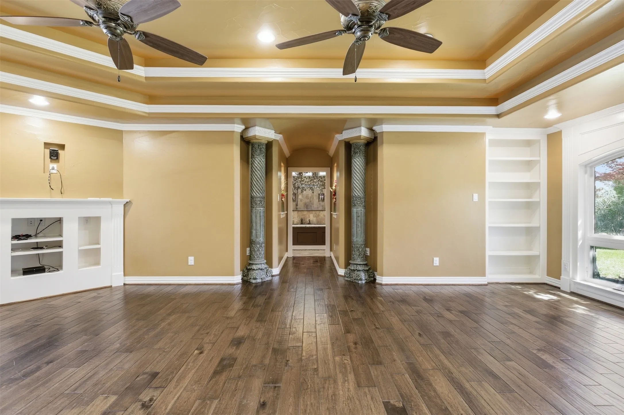 Single Family Residence For Sale in Collin County , 42 Santa Rosa Circle, Wylie, Texas 75098, 5 Bedroom, 5 Bathroom, 2 Garage spaces, 4,893 Sqft, built in 1980, mls#21215603, Real Estate Agent in Wylie, Homes For Sale in Collin county, Homes For Sale in Wylie, Realtor in Wylie Texas, Real Estate Brokerage Independent Realty Texas, Luminita Cordes Realtor