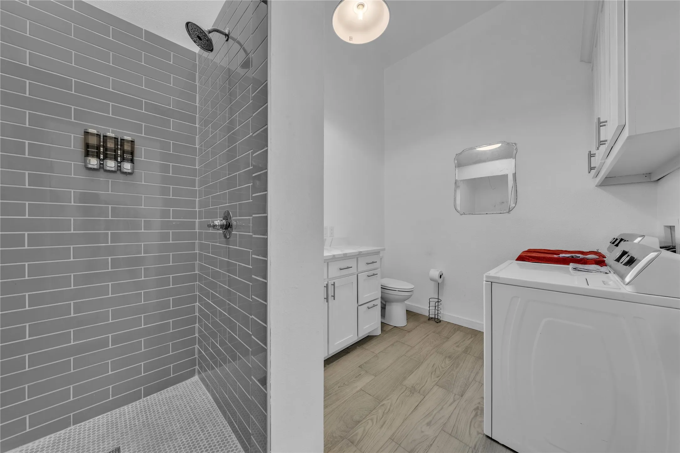 Single Family Residence For Sale in Johnson County , 9805 Eldorado Drive, Burleson, Texas 76028, 3 Bedroom, 3 Bathroom, 6 Garage spaces, 2,830 Sqft, built in 2001, Preowned, mls#21211453, Real Estate Agent in Burleson, Homes For Sale in Johnson county, Homes For Sale in Burleson, Realtor in Burleson Texas, Real Estate Brokerage Independent Realty Texas, Luminita Cordes Realtor