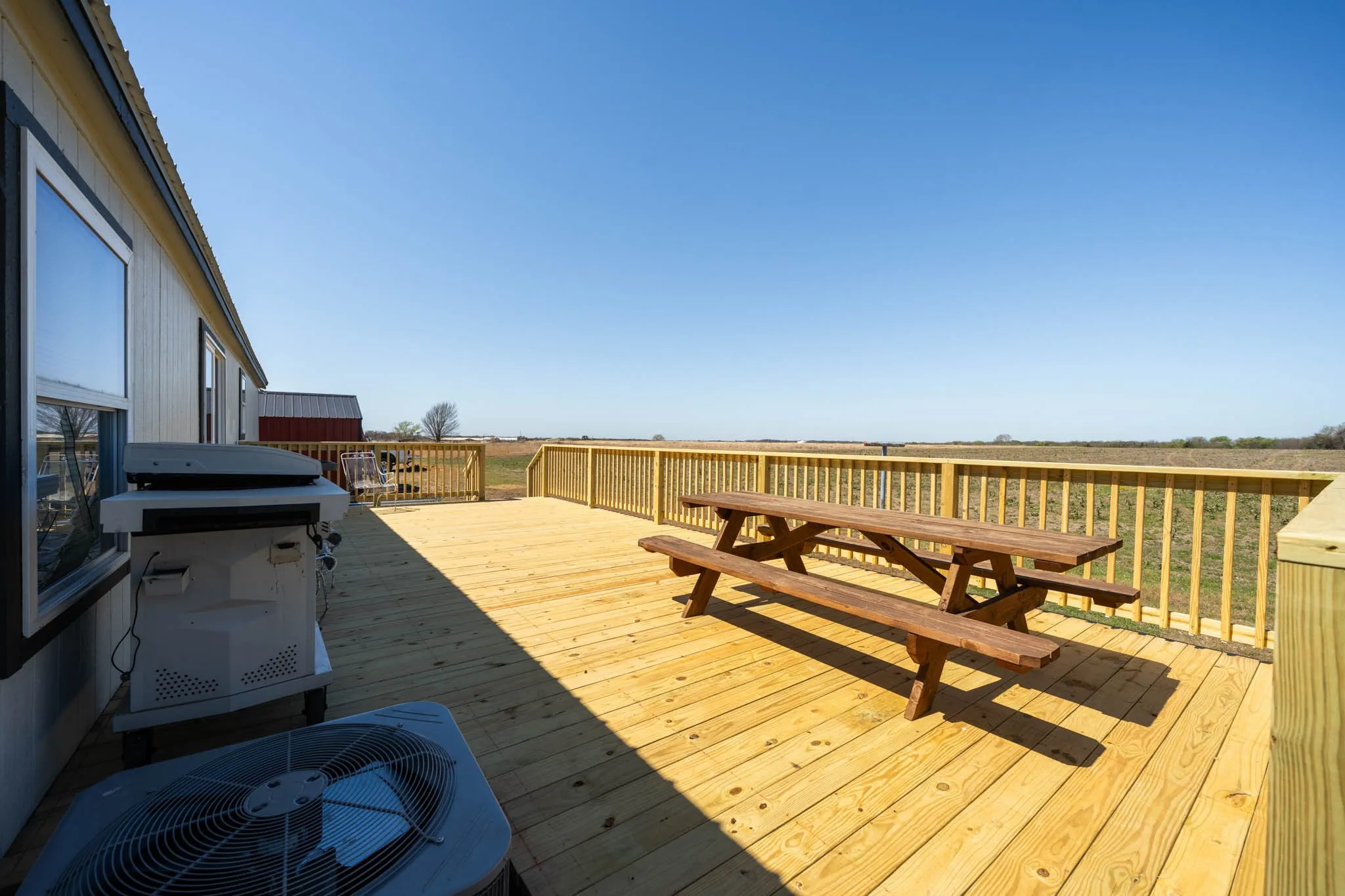Manufactured Home For Sale in Hill County , 2651 Fm 67, Covington, Texas 76636, 4 Bedroom, 2 Bathroom, Garage spaces, 2,432 Sqft, built in 2003, Preowned, mls#21215638, Real Estate Agent in Covington, Homes For Sale in Hill county, Homes For Sale in Covington, Realtor in Covington Texas, Real Estate Brokerage Independent Realty Texas, Luminita Cordes Realtor