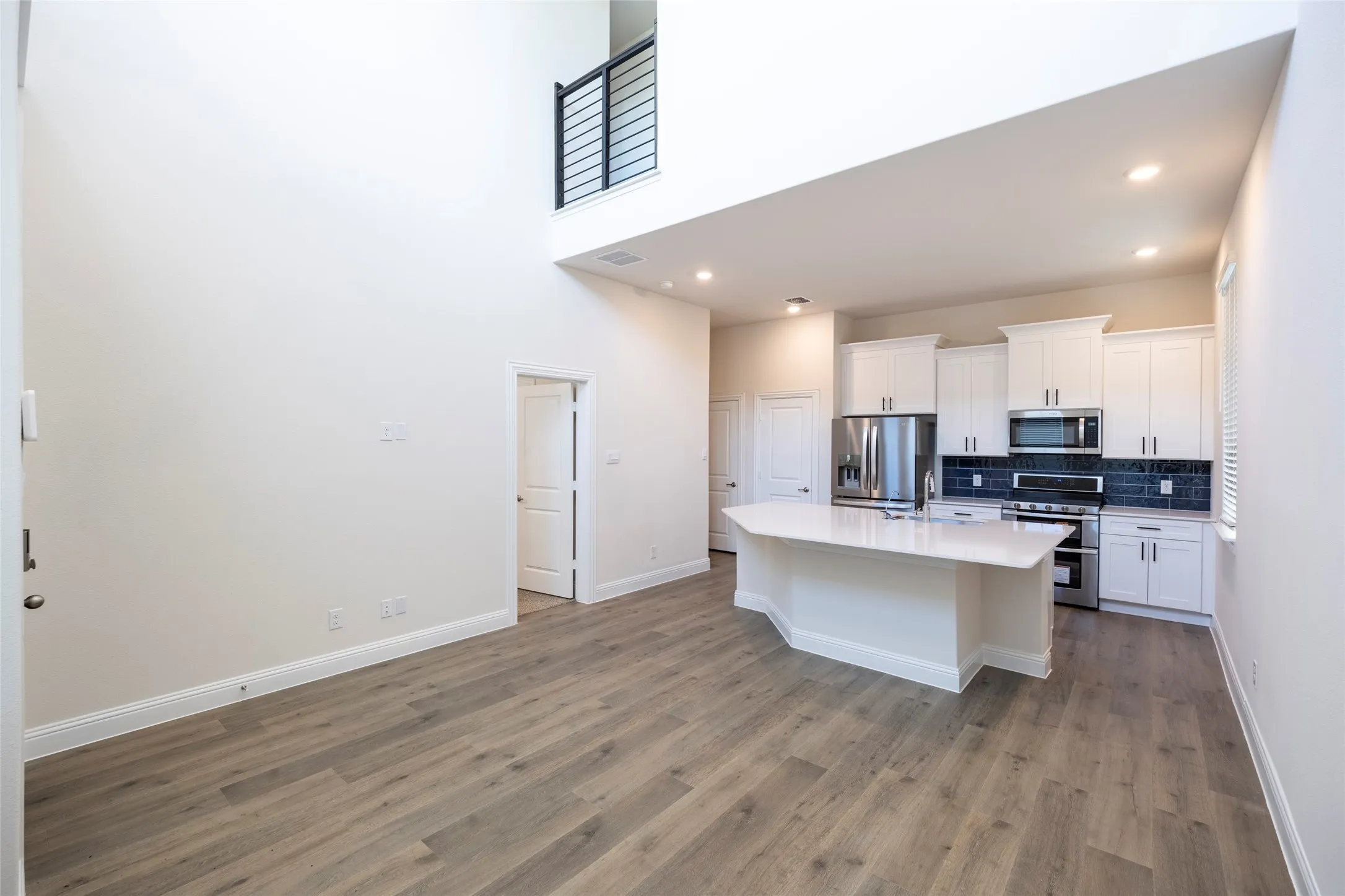 Single Family Residence For Rent in Collin County , 1530 Lake District Drive, Allen, Texas 75013, 5 Bedroom, 5 Bathroom, 2 Garage spaces, 2,610 Sqft, built in 2024, New Construction - Complete, mls#21215528, Real Estate Agent in Allen, Homes For Rent in Collin county, Homes For Rent in Allen, Realtor in Allen Texas, Real Estate Brokerage Independent Realty Texas, Luminita Cordes Realtor