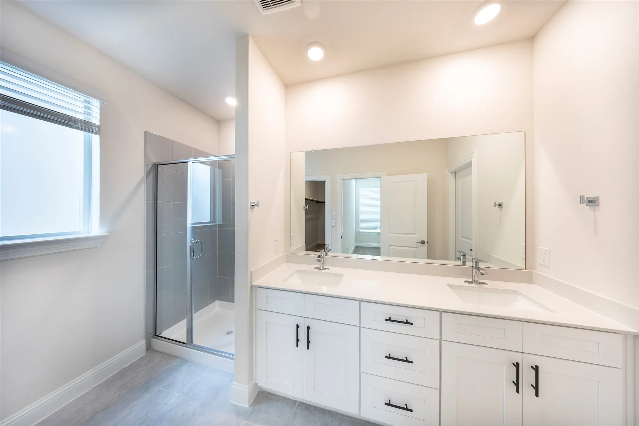 Single Family Residence For Rent in Collin County , 1530 Lake District Drive, Allen, Texas 75013, 5 Bedroom, 5 Bathroom, 2 Garage spaces, 2,610 Sqft, built in 2024, New Construction - Complete, mls#21215528, Real Estate Agent in Allen, Homes For Rent in Collin county, Homes For Rent in Allen, Realtor in Allen Texas, Real Estate Brokerage Independent Realty Texas, Luminita Cordes Realtor