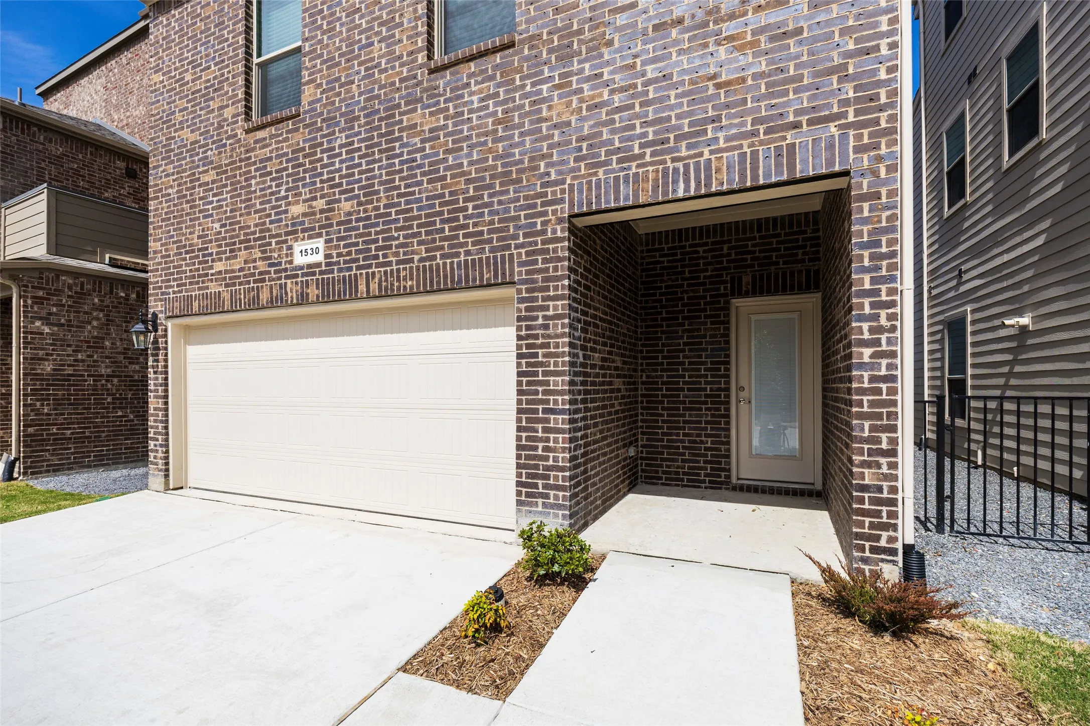 Single Family Residence For Rent in Collin County , 1530 Lake District Drive, Allen, Texas 75013, 5 Bedroom, 5 Bathroom, 2 Garage spaces, 2,610 Sqft, built in 2024, New Construction - Complete, mls#21215528, Real Estate Agent in Allen, Homes For Rent in Collin county, Homes For Rent in Allen, Realtor in Allen Texas, Real Estate Brokerage Independent Realty Texas, Luminita Cordes Realtor